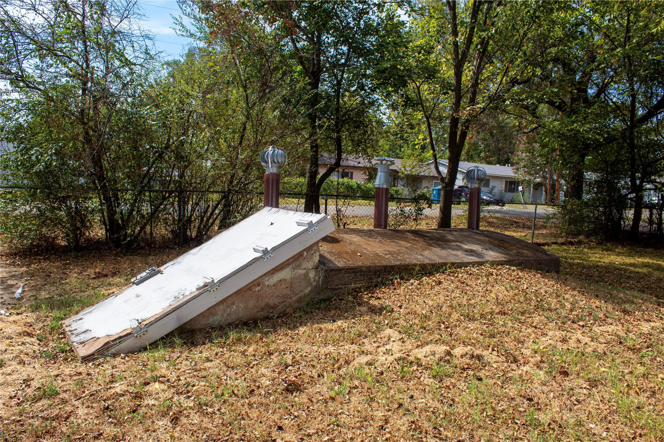 Single Family Residence For Rent in Grayson County , 1001 Star Street, Denison, Texas 75020, 2 Bedroom, 1 Bathroom, Garage spaces, 1,160 Sqft, built in 1945, mls#21395800, Real Estate Agent in Denison, Homes For Rent in Grayson county, Homes For Rent in Denison, Realtor in Denison Texas, Real Estate Brokerage Independent Realty Texas, Luminita Cordes Realtor