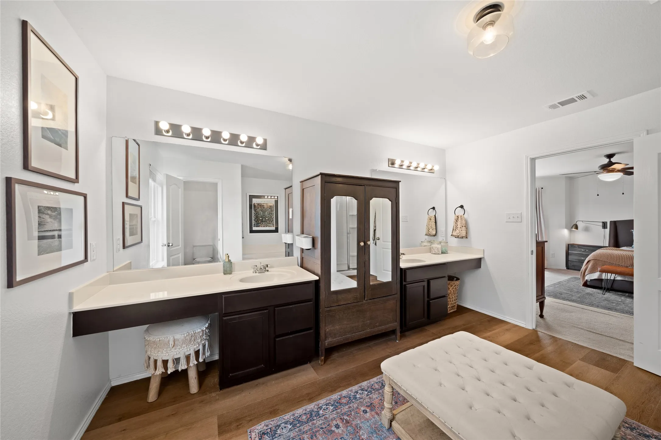 Single Family Residence For Sale in Denton County , 9020 Nathaniel Drive, Providence Village, Texas 76227, 4 Bedroom, 4 Bathroom, 2 Garage spaces, 3,170 Sqft, built in 2013, mls#21395560, Real Estate Agent in Providence Village, Homes For Sale in Denton county, Homes For Sale in Providence Village, Realtor in Providence Village Texas, Real Estate Brokerage Independent Realty Texas, Luminita Cordes Realtor