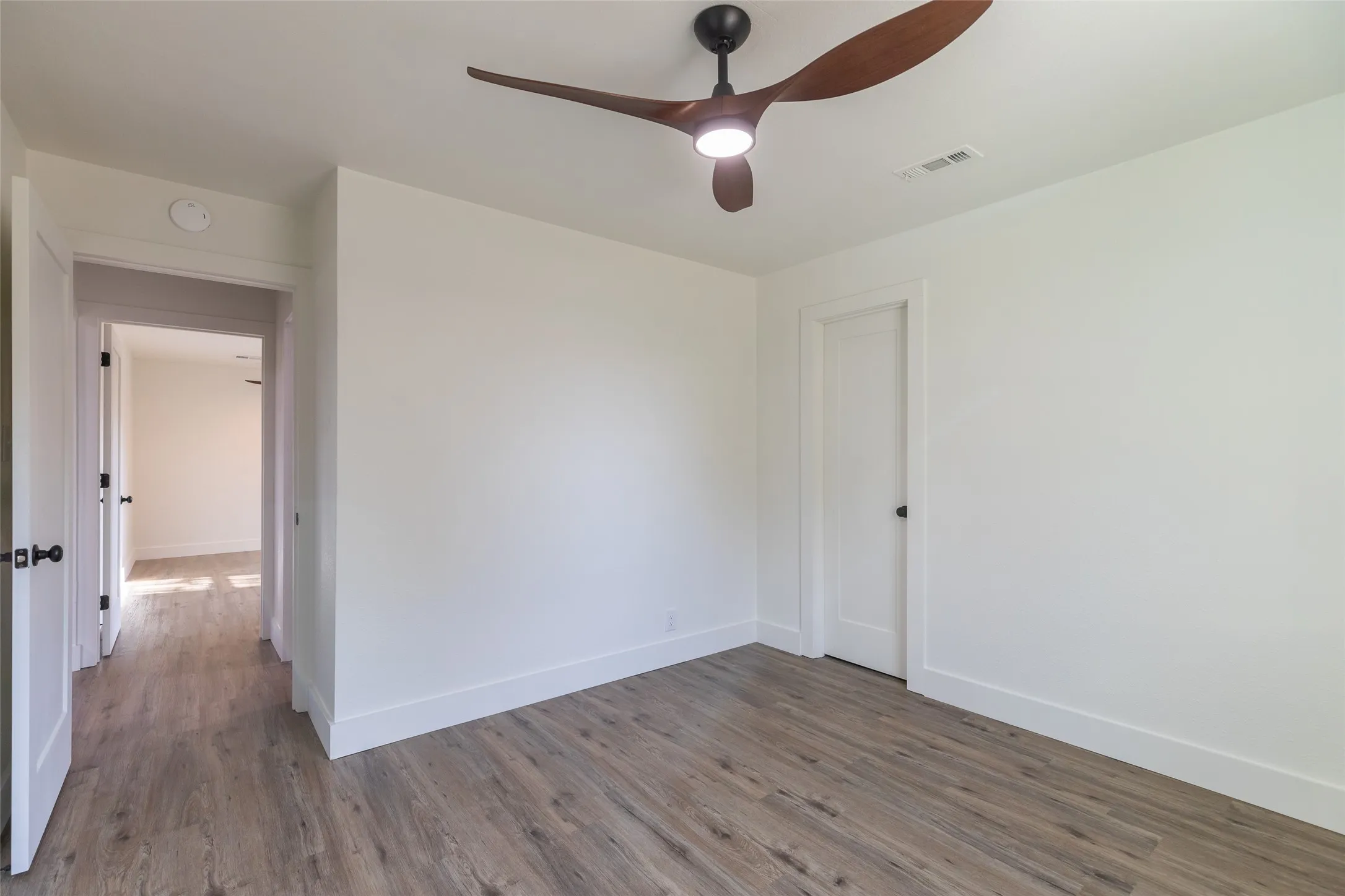 Single Family Residence For Sale in Taylor County , 909 Lane Avenue, Abilene, Texas 79601, 3 Bedroom, 2 Bathroom, 2 Garage spaces, 1,182 Sqft, built in 1957, mls#21393799, Real Estate Agent in Abilene, Homes For Sale in Taylor county, Homes For Sale in Abilene, Realtor in Abilene Texas, Real Estate Brokerage Independent Realty Texas, Luminita Cordes Realtor
