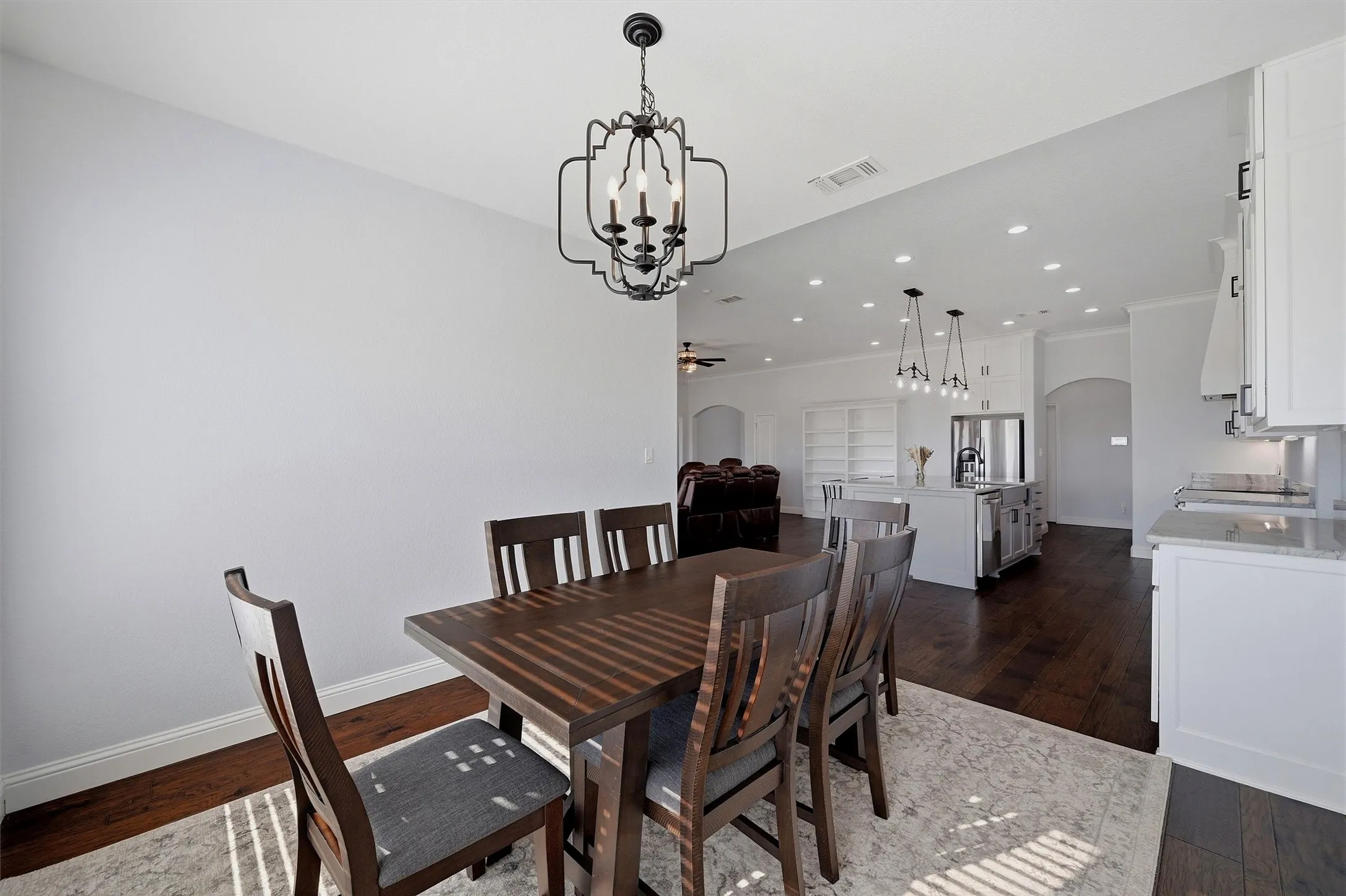 Single Family Residence For Sale in Grayson County , 1001 Johnson Trail, Bells, Texas 75414, 4 Bedroom, 3 Bathroom, 2 Garage spaces, 2,498 Sqft, built in 2022, mls#21393309, Real Estate Agent in Bells, Homes For Sale in Grayson county, Homes For Sale in Bells, Realtor in Bells Texas, Real Estate Brokerage Independent Realty Texas, Luminita Cordes Realtor