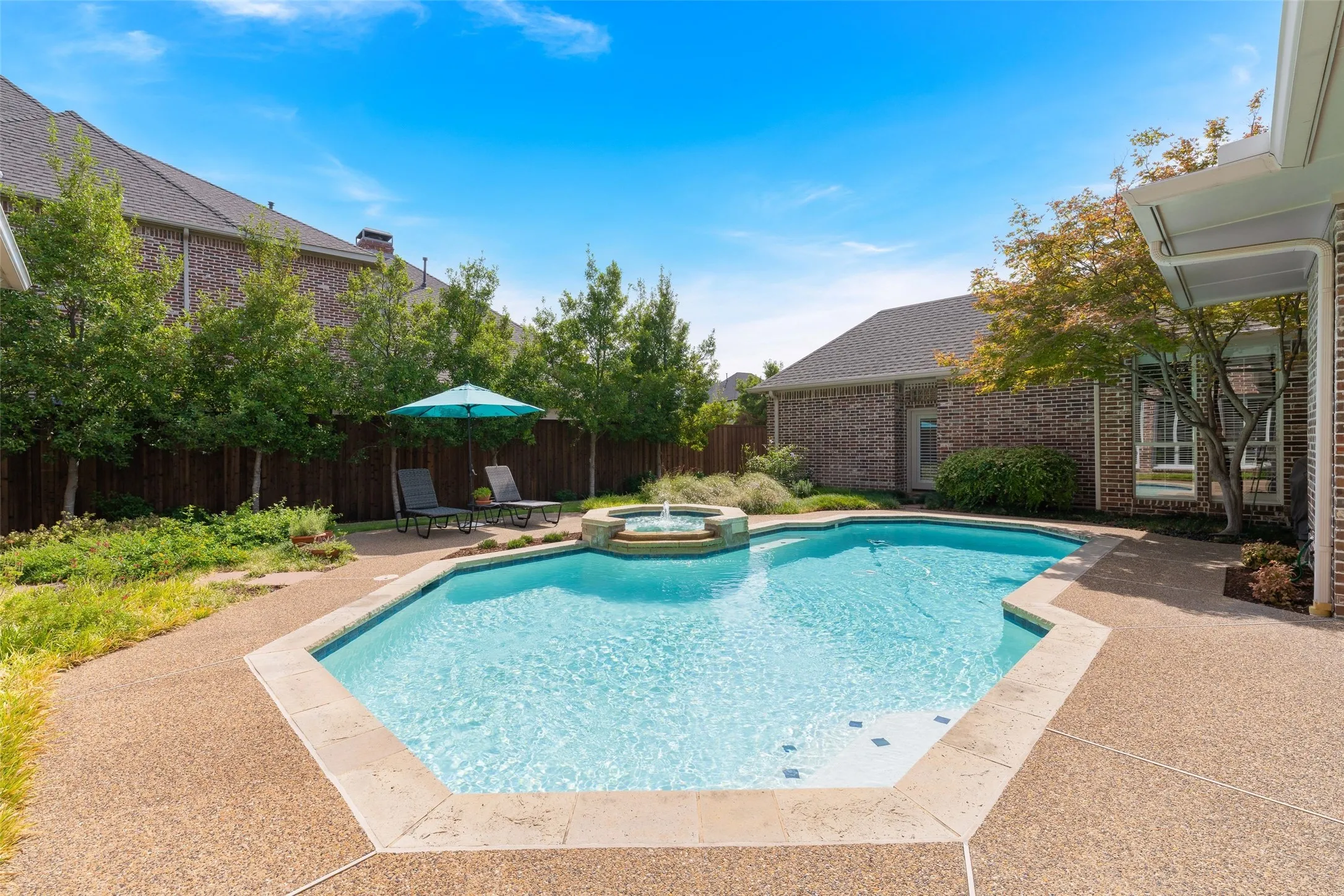 Single Family Residence For Sale in Collin County , 5108 Water Haven Lane, Plano, Texas 75093, 4 Bedroom, 6 Bathroom, 3 Garage spaces, 4,621 Sqft, built in 1994, mls#21391512, Real Estate Agent in Plano, Homes For Sale in Collin county, Homes For Sale in Plano, Realtor in Plano Texas, Real Estate Brokerage Independent Realty Texas, Luminita Cordes Realtor