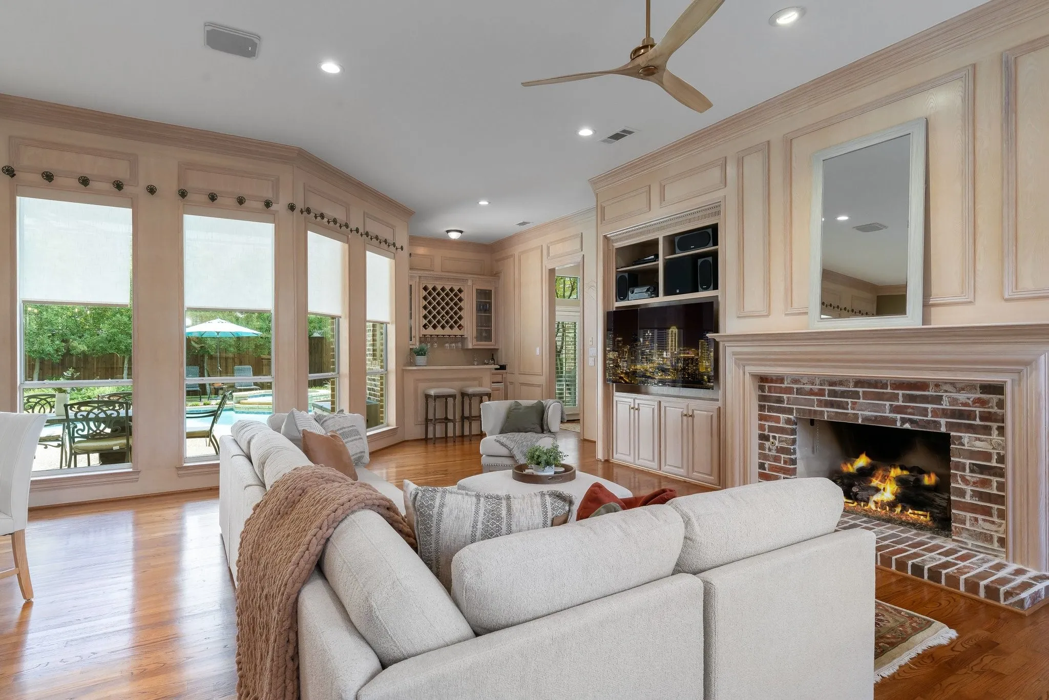Single Family Residence For Sale in Collin County , 5108 Water Haven Lane, Plano, Texas 75093, 4 Bedroom, 6 Bathroom, 3 Garage spaces, 4,621 Sqft, built in 1994, mls#21391512, Real Estate Agent in Plano, Homes For Sale in Collin county, Homes For Sale in Plano, Realtor in Plano Texas, Real Estate Brokerage Independent Realty Texas, Luminita Cordes Realtor