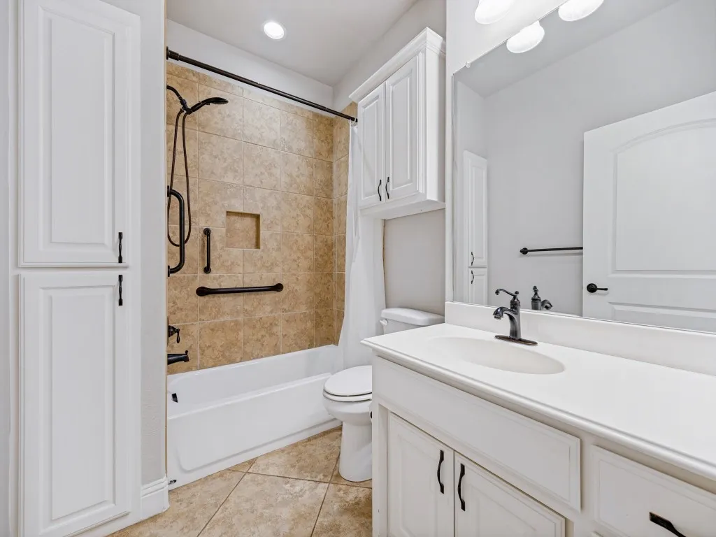 Single Family Residence For Sale in Collin County , 316 Terra Verde Lane, Mc Kinney, Texas 75069, 2 Bedroom, 2 Bathroom, 2 Garage spaces, 1,498 Sqft, built in 2012, mls#21392211, Real Estate Agent in Mc Kinney, Homes For Sale in Collin county, Homes For Sale in Mc Kinney, Realtor in Mc Kinney Texas, Real Estate Brokerage Independent Realty Texas, Luminita Cordes Realtor