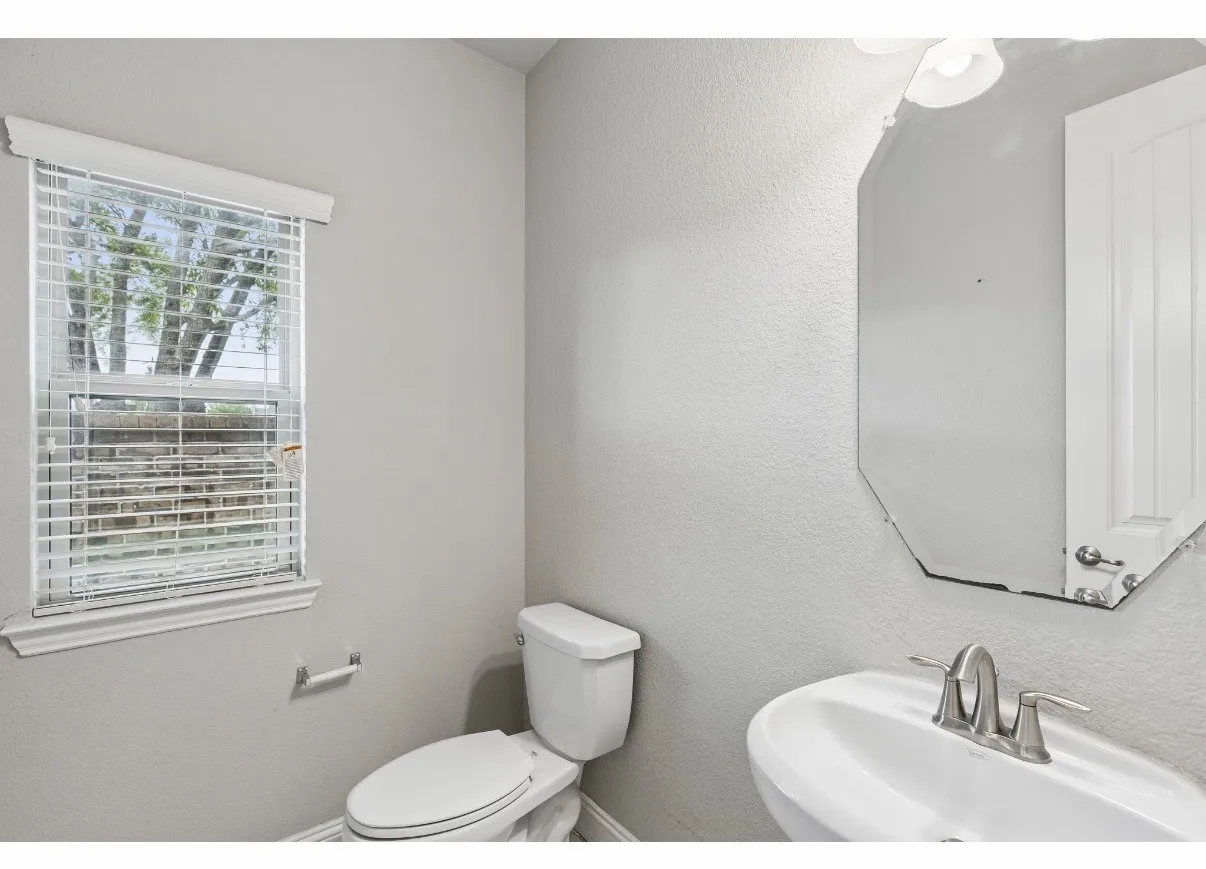 Single Family Residence For Sale in Collin County , 708 Feathering Way, Plano, Texas 75074, 4 Bedroom, 4 Bathroom, 2 Garage spaces, 3,217 Sqft, built in 2017, mls#21390194, Real Estate Agent in Plano, Homes For Sale in Collin county, Homes For Sale in Plano, Realtor in Plano Texas, Real Estate Brokerage Independent Realty Texas, Luminita Cordes Realtor