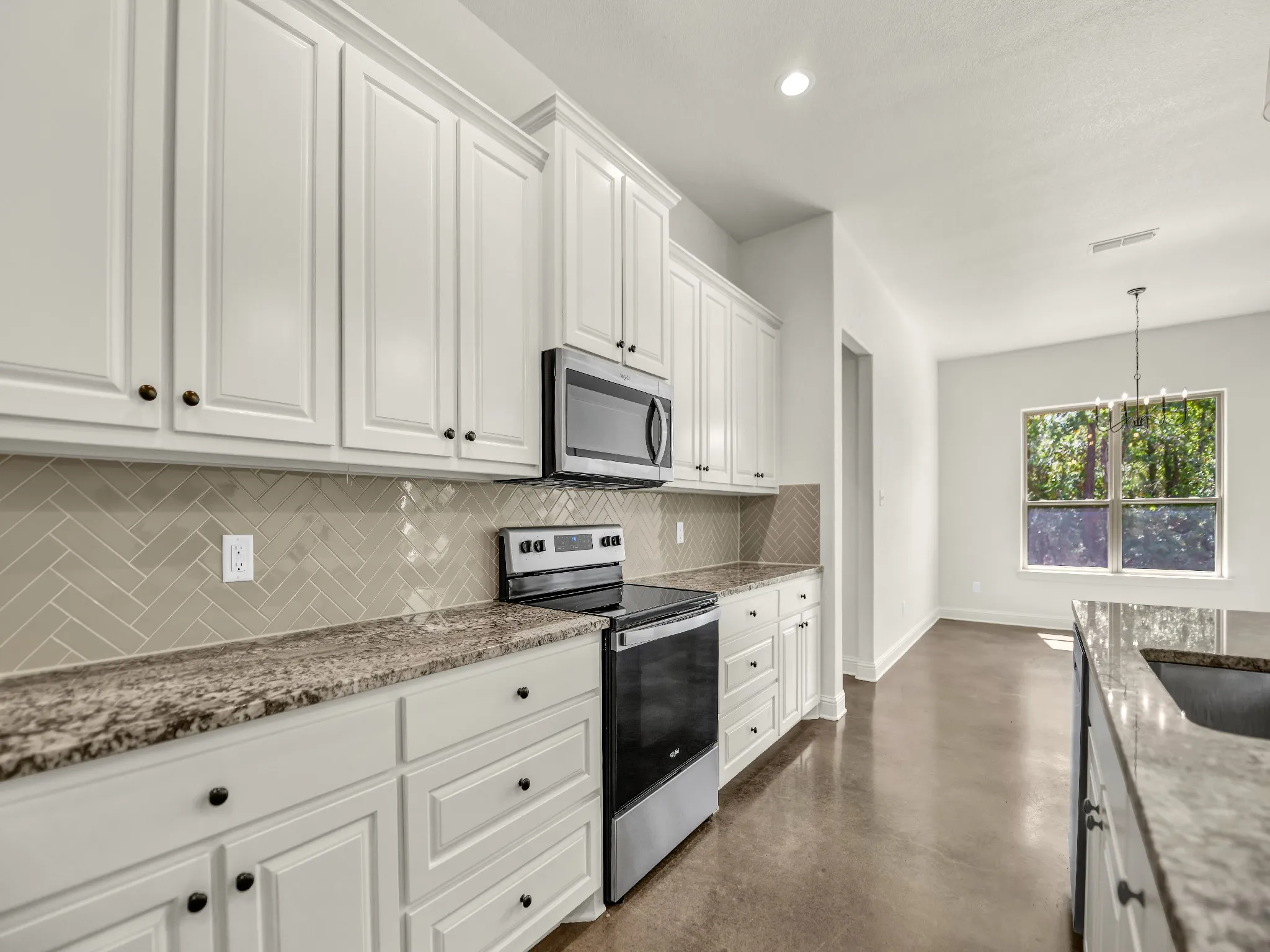 Single Family Residence For Rent in Parker County , 183 Graystone Drive, Weatherford, Texas 76088, 4 Bedroom, 2 Bathroom, 3 Garage spaces, 2,239 Sqft, built in 2022, mls#21395349, Real Estate Agent in Weatherford, Homes For Rent in Parker county, Homes For Rent in Weatherford, Realtor in Weatherford Texas, Real Estate Brokerage Independent Realty Texas, Luminita Cordes Realtor