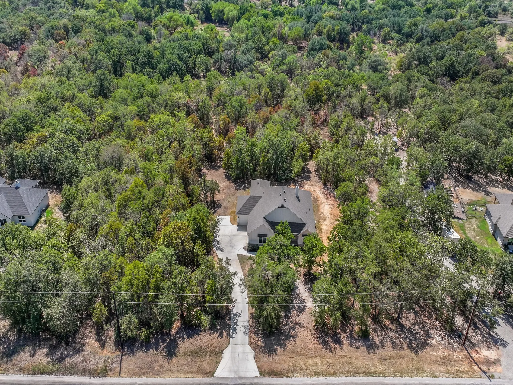 Single Family Residence For Rent in Parker County , 183 Graystone Drive, Weatherford, Texas 76088, 4 Bedroom, 2 Bathroom, 3 Garage spaces, 2,239 Sqft, built in 2022, mls#21395349, Real Estate Agent in Weatherford, Homes For Rent in Parker county, Homes For Rent in Weatherford, Realtor in Weatherford Texas, Real Estate Brokerage Independent Realty Texas, Luminita Cordes Realtor