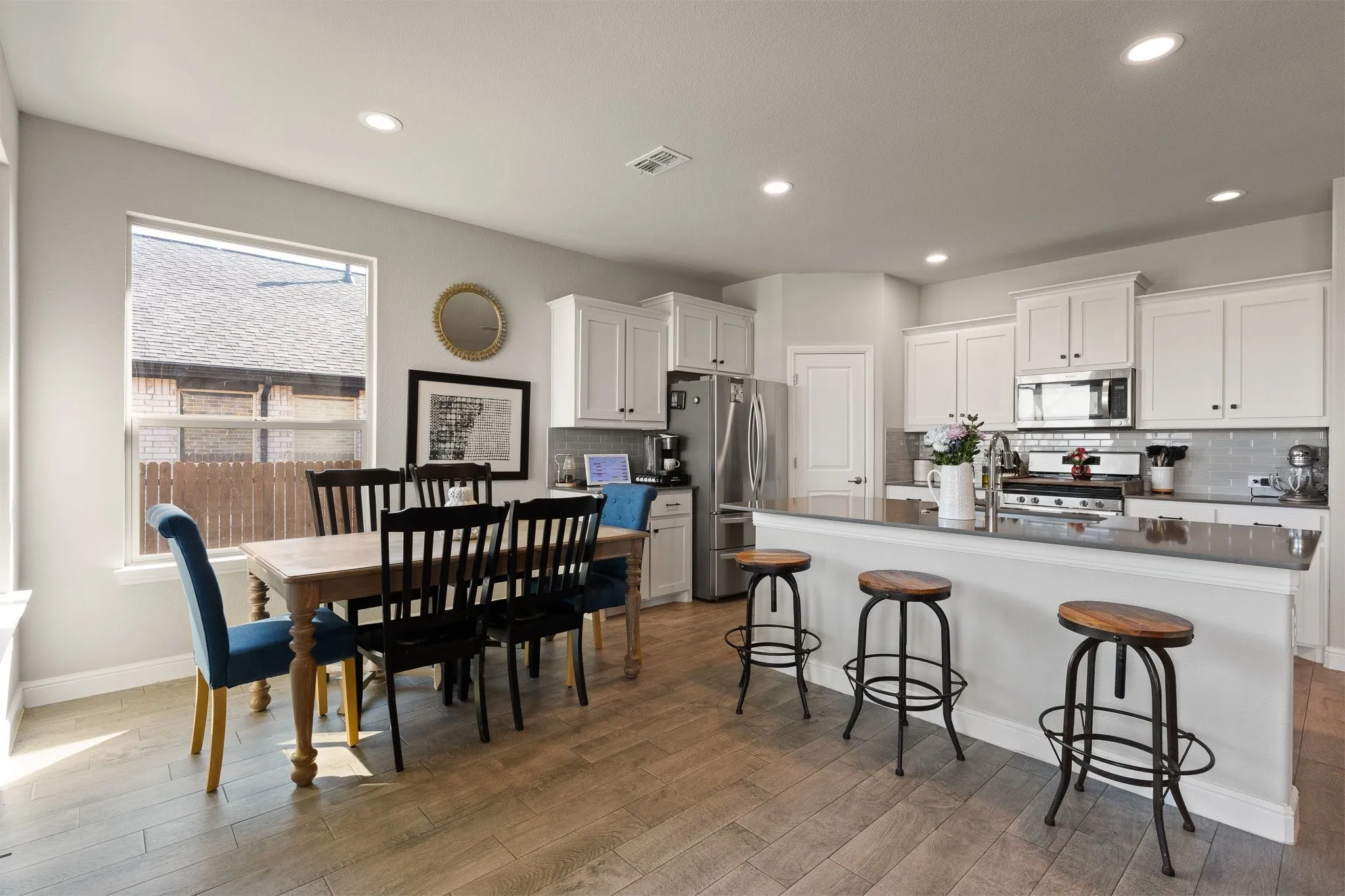 Single Family Residence For Sale in Johnson County , 1924 Albany Lane, Cleburne, Texas 76033, 3 Bedroom, 2 Bathroom, 2 Garage spaces, 1,693 Sqft, built in 2021, mls#21395049, Real Estate Agent in Cleburne, Homes For Sale in Johnson county, Homes For Sale in Cleburne, Realtor in Cleburne Texas, Real Estate Brokerage Independent Realty Texas, Luminita Cordes Realtor