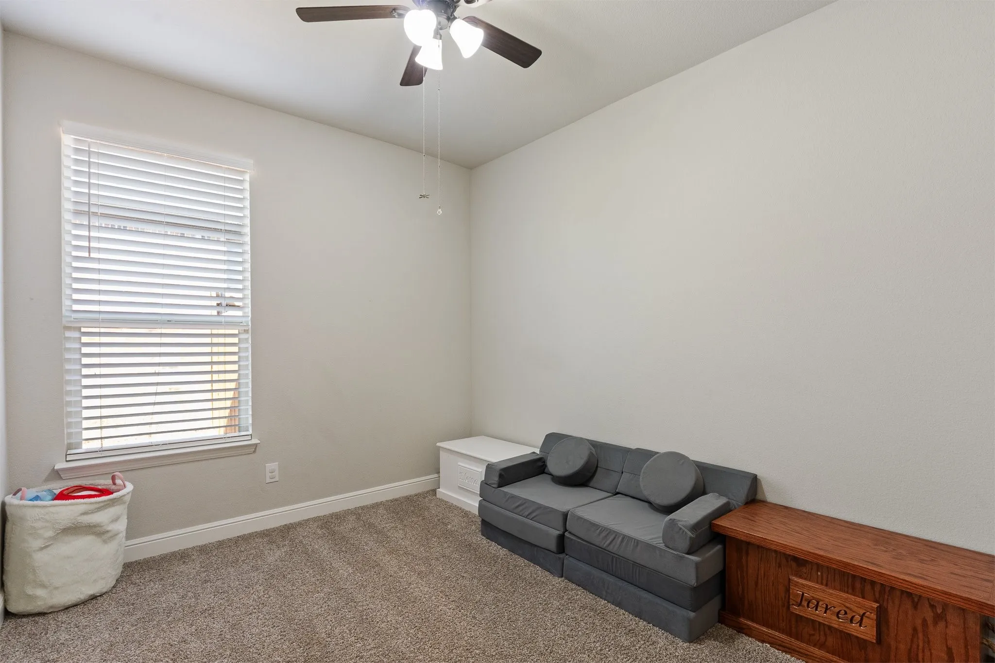 Office, playroom or 4th bedroom if needed