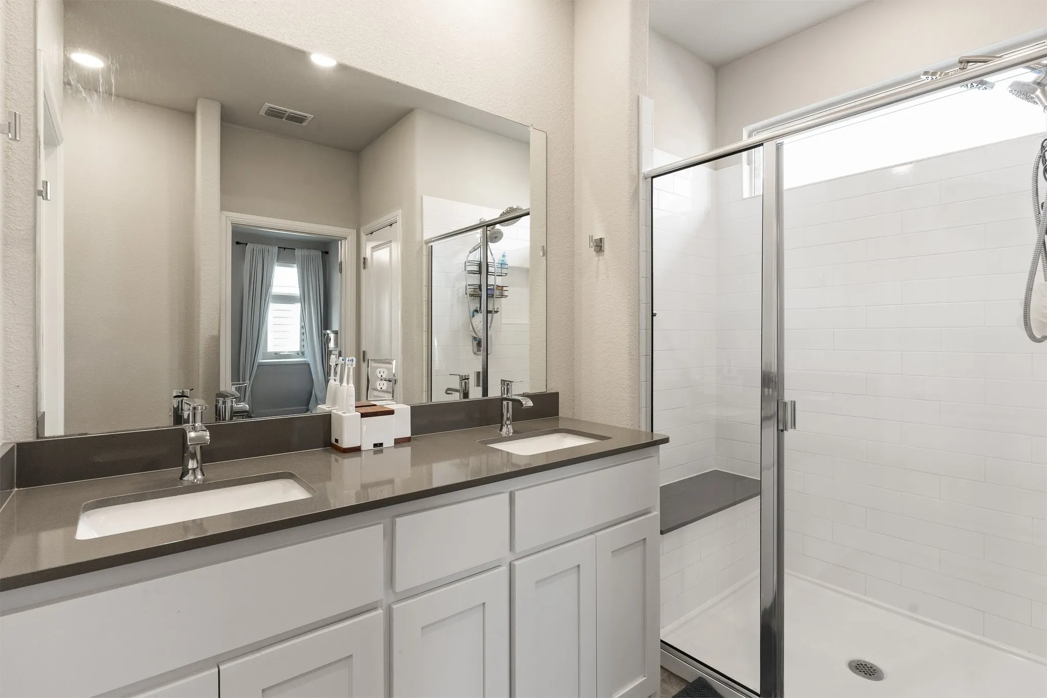 Double sinks and extra storage spce