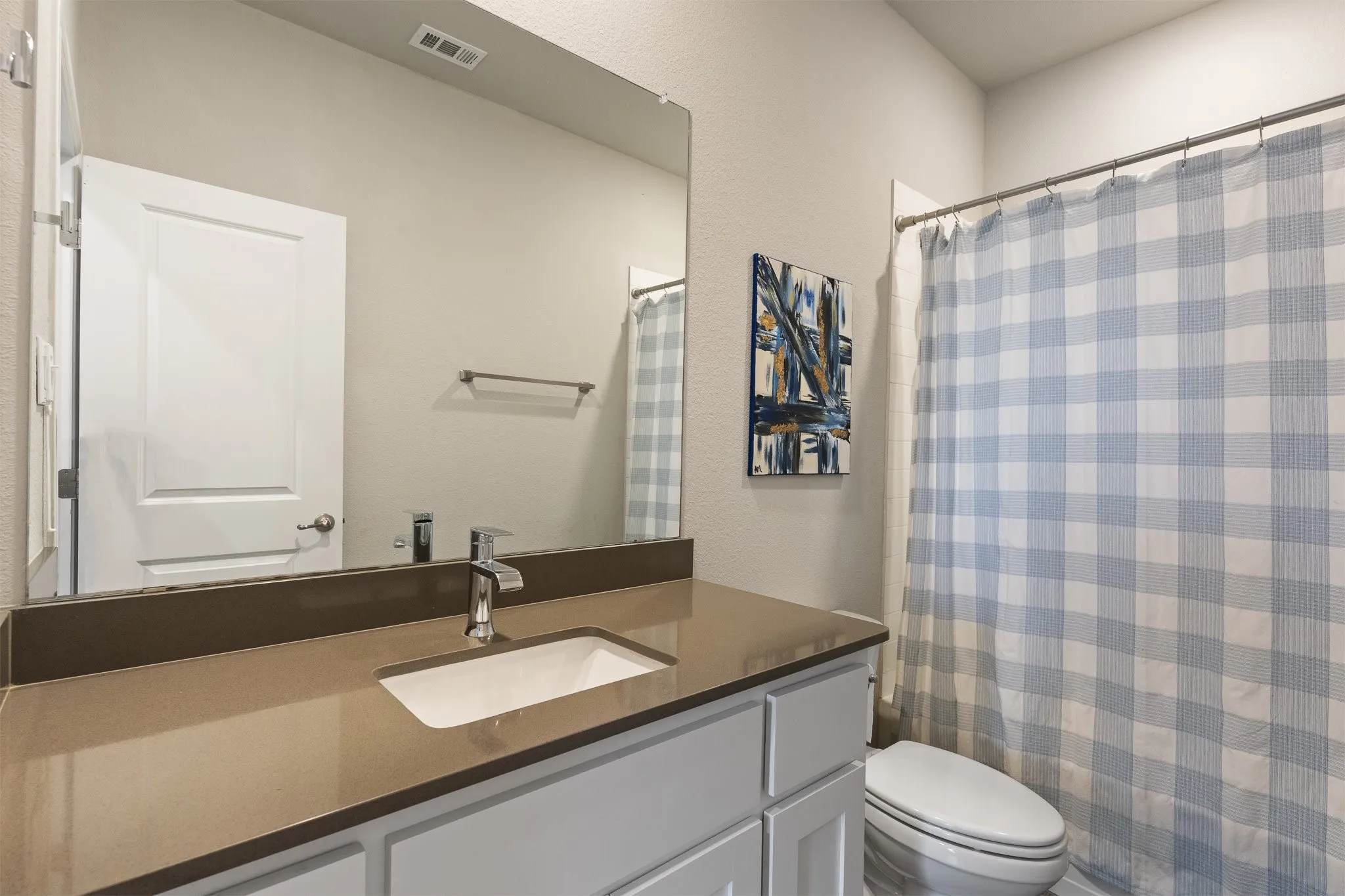 Guest Bathroom with tub-shower combo
