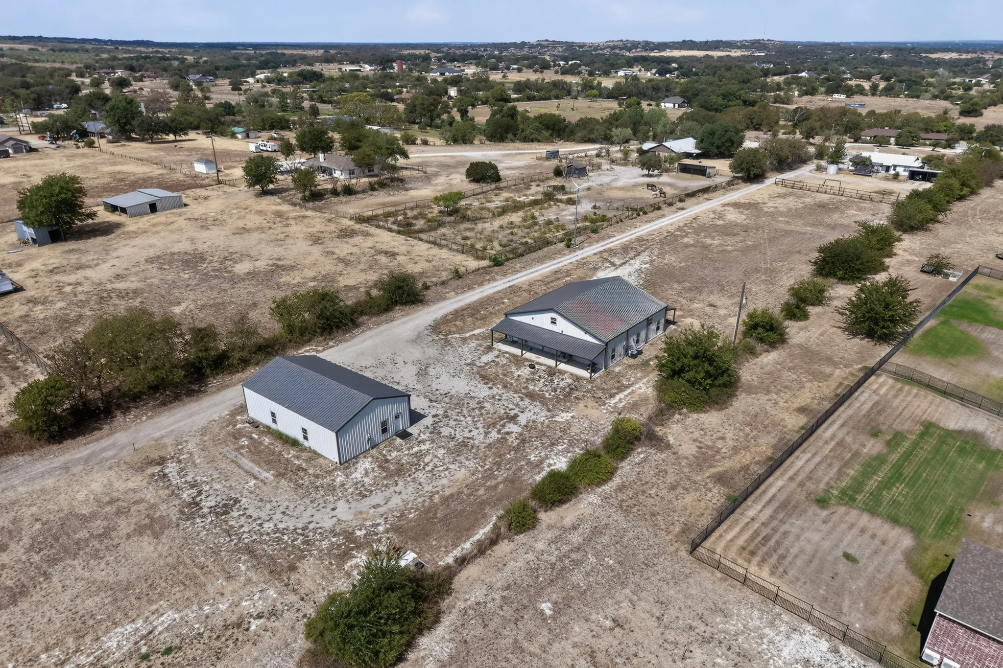 Single Family Residence For Sale in Parker County , 5077 S Fm 5, Aledo, Texas 76008, 4 Bedroom, 3 Bathroom, 4 Garage spaces, 2,500 Sqft, built in 2023, mls#21394842, Real Estate Agent in Aledo, Homes For Sale in Parker county, Homes For Sale in Aledo, Realtor in Aledo Texas, Real Estate Brokerage Independent Realty Texas, Luminita Cordes Realtor