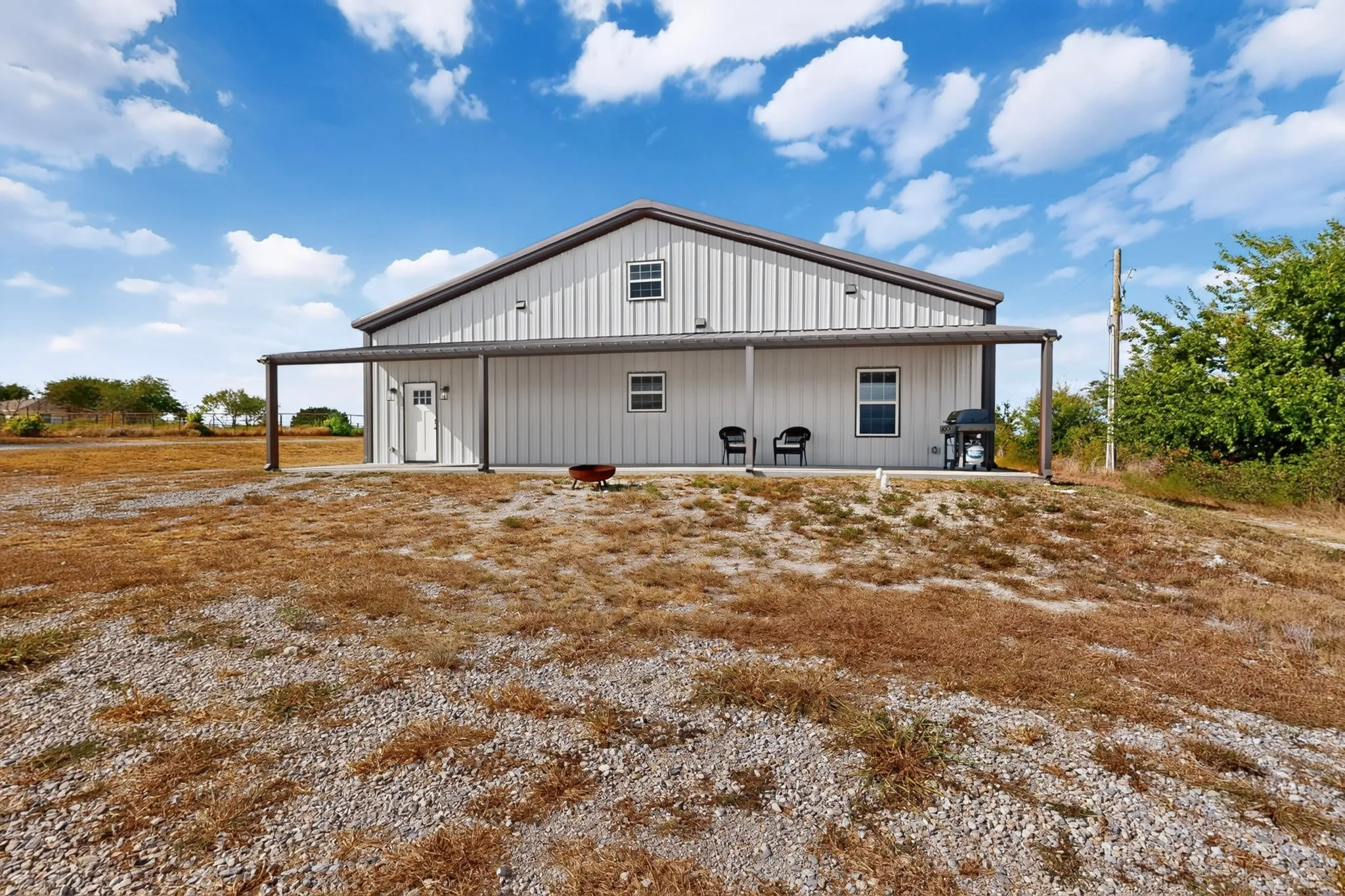 Single Family Residence For Sale in Parker County , 5077 S Fm 5, Aledo, Texas 76008, 4 Bedroom, 3 Bathroom, 4 Garage spaces, 2,500 Sqft, built in 2023, mls#21394842, Real Estate Agent in Aledo, Homes For Sale in Parker county, Homes For Sale in Aledo, Realtor in Aledo Texas, Real Estate Brokerage Independent Realty Texas, Luminita Cordes Realtor