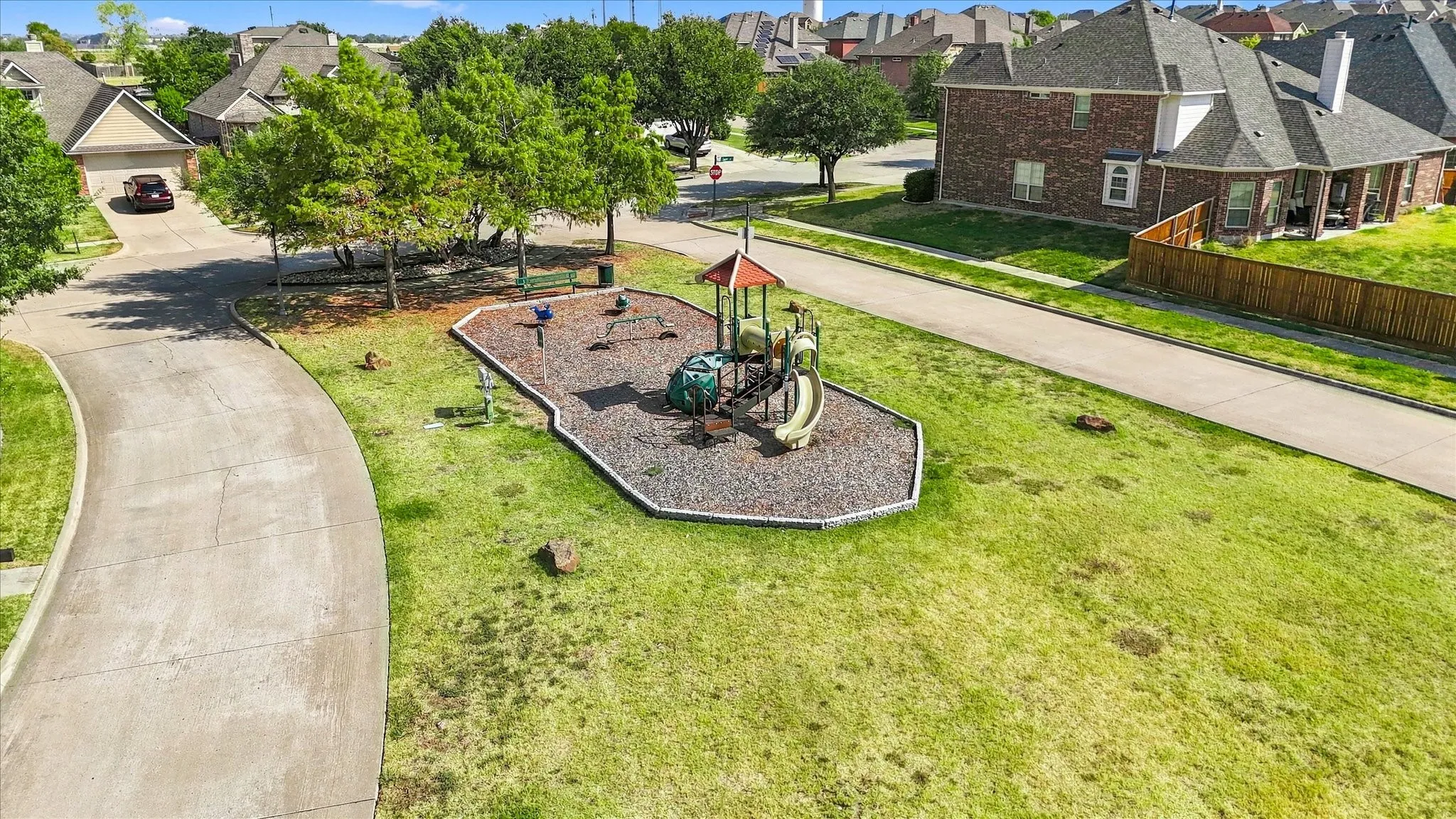 Single Family Residence For Sale in Collin County , 1329 Bateman Lane, Celina, Texas 75009, 5 Bedroom, 4 Bathroom, 2 Garage spaces, 3,975 Sqft, built in 2013, mls#21387100, Real Estate Agent in Celina, Homes For Sale in Collin county, Homes For Sale in Celina, Realtor in Celina Texas, Real Estate Brokerage Independent Realty Texas, Luminita Cordes Realtor