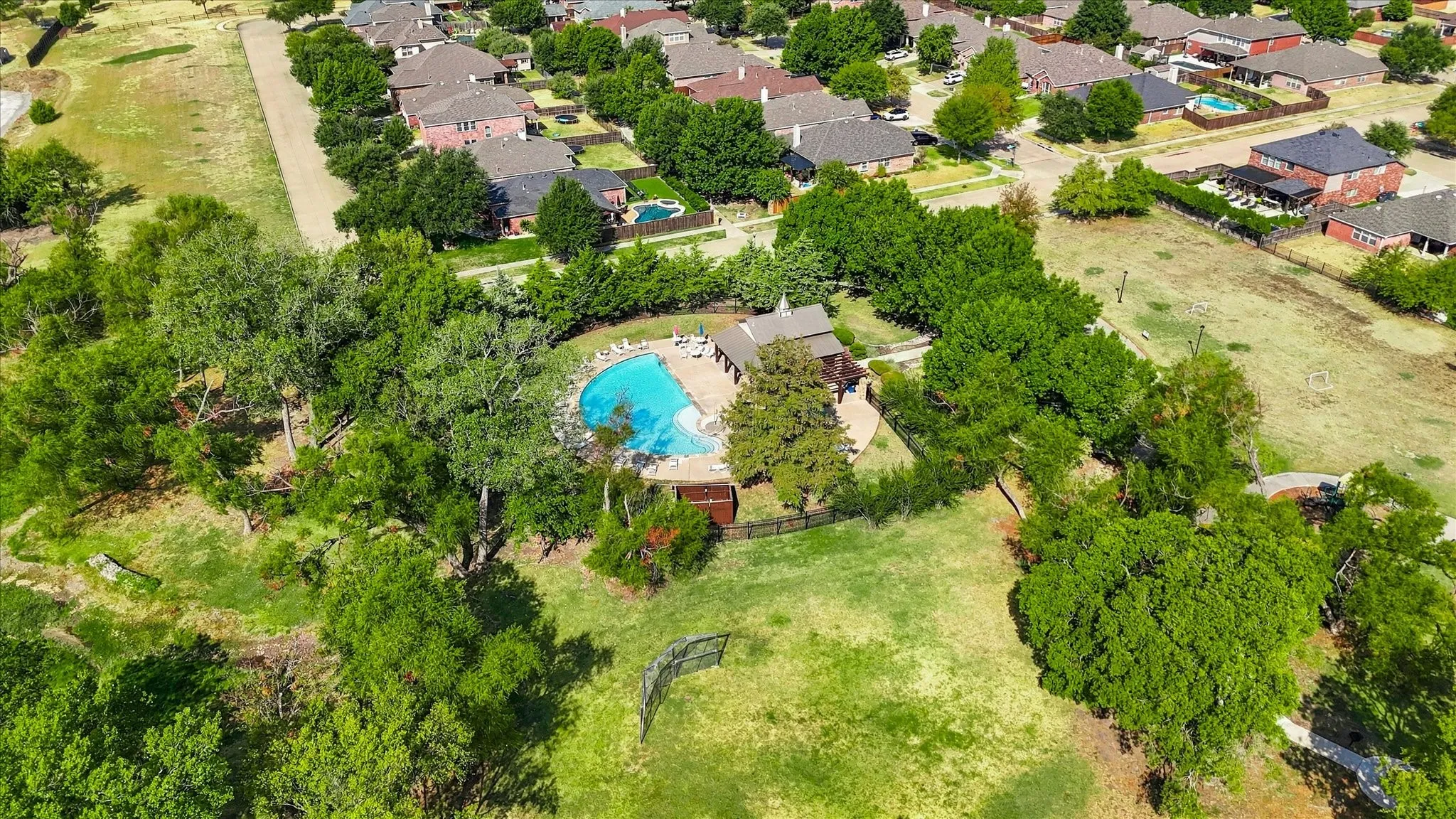 Single Family Residence For Sale in Collin County , 1329 Bateman Lane, Celina, Texas 75009, 5 Bedroom, 4 Bathroom, 2 Garage spaces, 3,975 Sqft, built in 2013, mls#21387100, Real Estate Agent in Celina, Homes For Sale in Collin county, Homes For Sale in Celina, Realtor in Celina Texas, Real Estate Brokerage Independent Realty Texas, Luminita Cordes Realtor