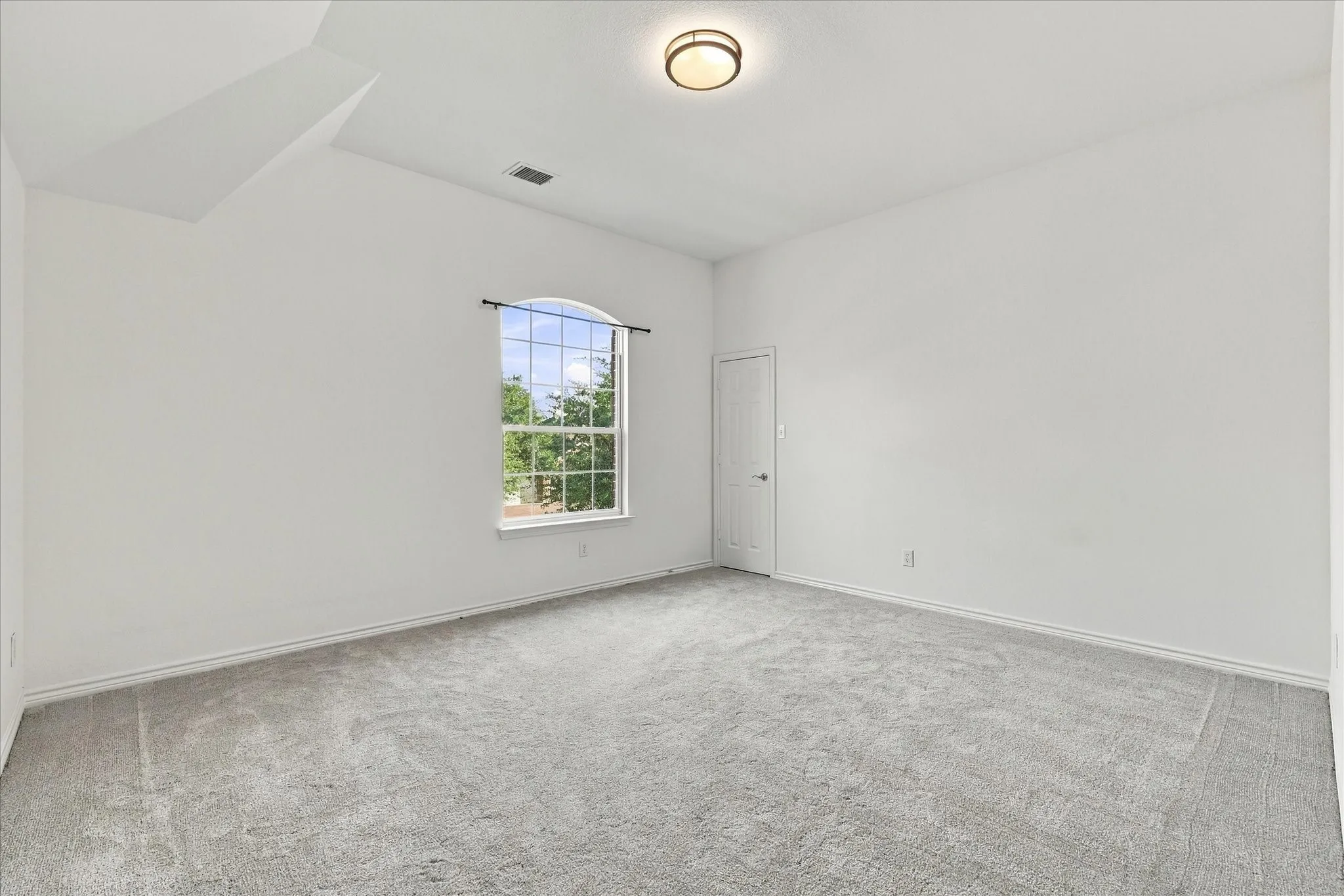 Single Family Residence For Sale in Collin County , 1329 Bateman Lane, Celina, Texas 75009, 5 Bedroom, 4 Bathroom, 2 Garage spaces, 3,975 Sqft, built in 2013, mls#21387100, Real Estate Agent in Celina, Homes For Sale in Collin county, Homes For Sale in Celina, Realtor in Celina Texas, Real Estate Brokerage Independent Realty Texas, Luminita Cordes Realtor