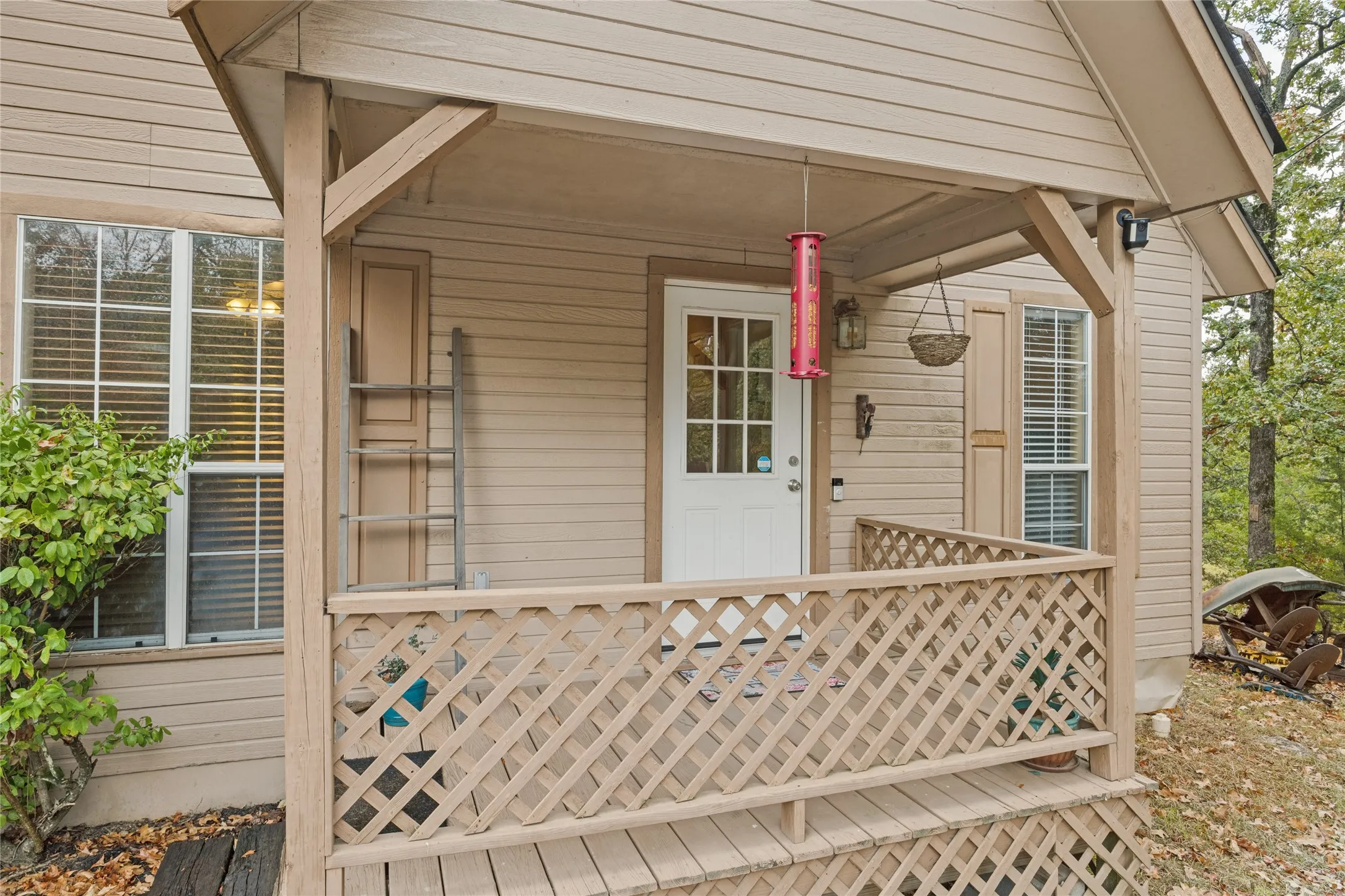 Single Family Residence For Sale in Van Zandt County , 1522 Fm 17, Grand Saline, Texas 75140, 2 Bedroom, 2 Bathroom, 2 Garage spaces, 1,520 Sqft, built in 2000, mls#21388357, Real Estate Agent in Grand Saline, Homes For Sale in Van Zandt county, Homes For Sale in Grand Saline, Realtor in Grand Saline Texas, Real Estate Brokerage Independent Realty Texas, Luminita Cordes Realtor