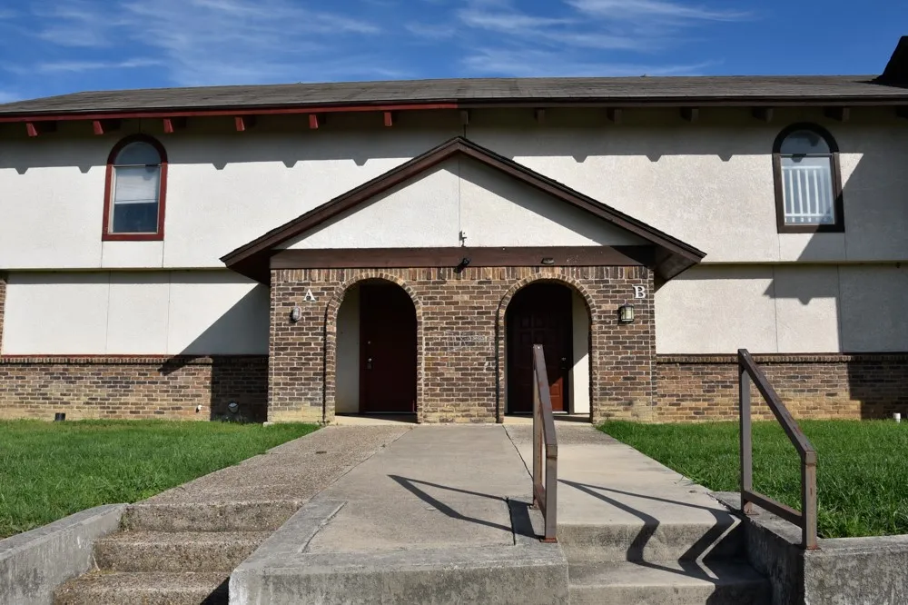 Quadruplex For Sale in Wise County , 149 Private Road 1509, Bridgeport, Texas 76426, 8 Bedroom, 8 Bathroom, Garage spaces, 0 Sqft, built in 1985, mls#21391988, Real Estate Agent in Bridgeport, Homes For Sale in Wise county, Homes For Sale in Bridgeport, Realtor in Bridgeport Texas, Real Estate Brokerage Independent Realty Texas, Luminita Cordes Realtor