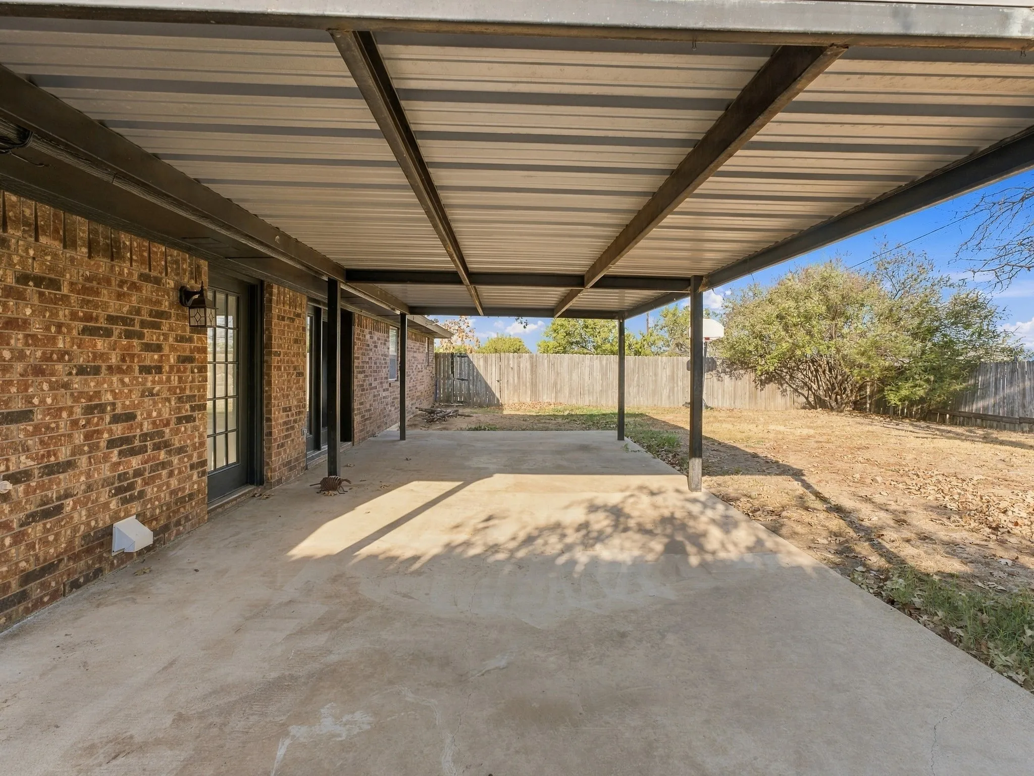 Single Family Residence For Sale in Wise County , 710 Parkridge Drive, Decatur, Texas 76234, 3 Bedroom, 2 Bathroom, 1 Garage spaces, 1,287 Sqft, built in 1987, mls#21394168, Real Estate Agent in Decatur, Homes For Sale in Wise county, Homes For Sale in Decatur, Realtor in Decatur Texas, Real Estate Brokerage Independent Realty Texas, Luminita Cordes Realtor
