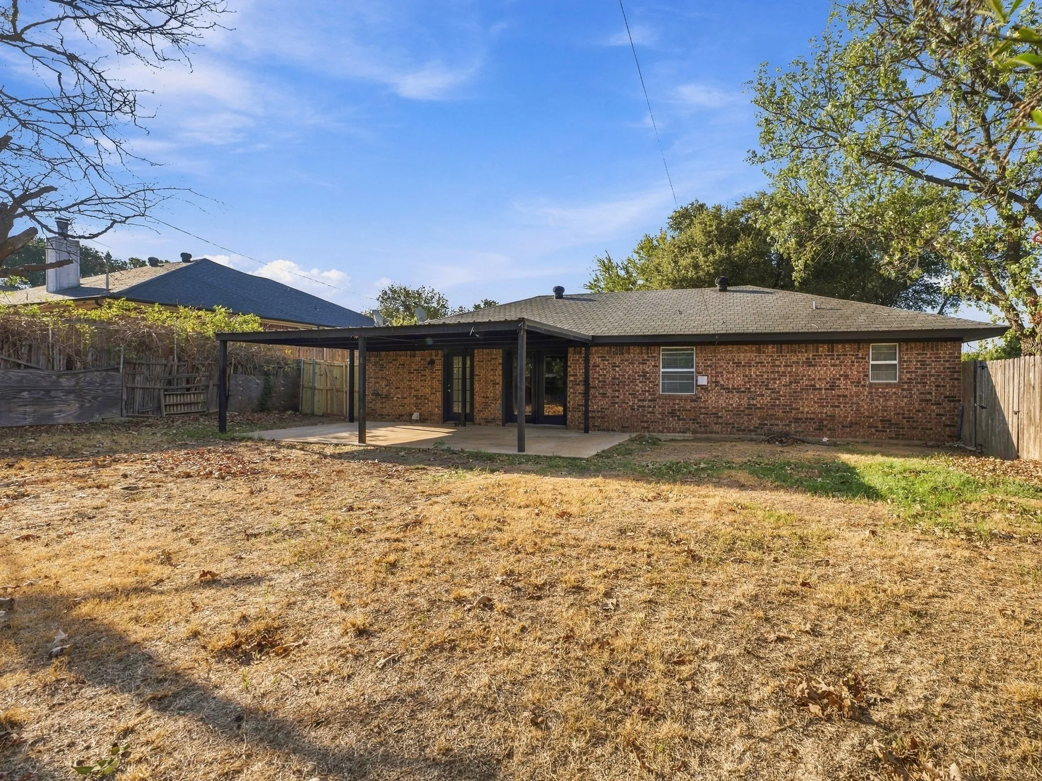 Single Family Residence For Sale in Wise County , 710 Parkridge Drive, Decatur, Texas 76234, 3 Bedroom, 2 Bathroom, 1 Garage spaces, 1,287 Sqft, built in 1987, mls#21394168, Real Estate Agent in Decatur, Homes For Sale in Wise county, Homes For Sale in Decatur, Realtor in Decatur Texas, Real Estate Brokerage Independent Realty Texas, Luminita Cordes Realtor