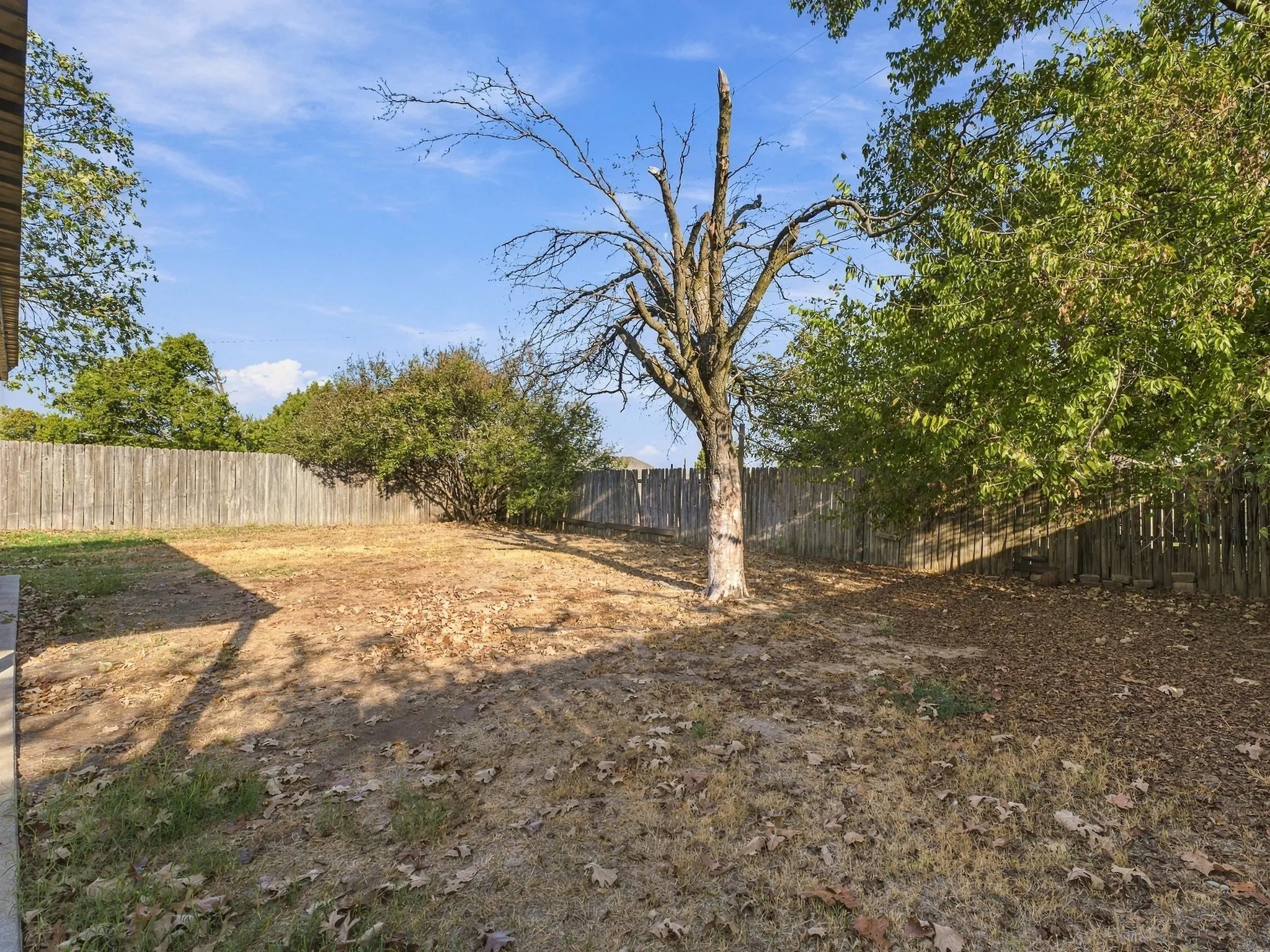 Single Family Residence For Sale in Wise County , 710 Parkridge Drive, Decatur, Texas 76234, 3 Bedroom, 2 Bathroom, 1 Garage spaces, 1,287 Sqft, built in 1987, mls#21394168, Real Estate Agent in Decatur, Homes For Sale in Wise county, Homes For Sale in Decatur, Realtor in Decatur Texas, Real Estate Brokerage Independent Realty Texas, Luminita Cordes Realtor
