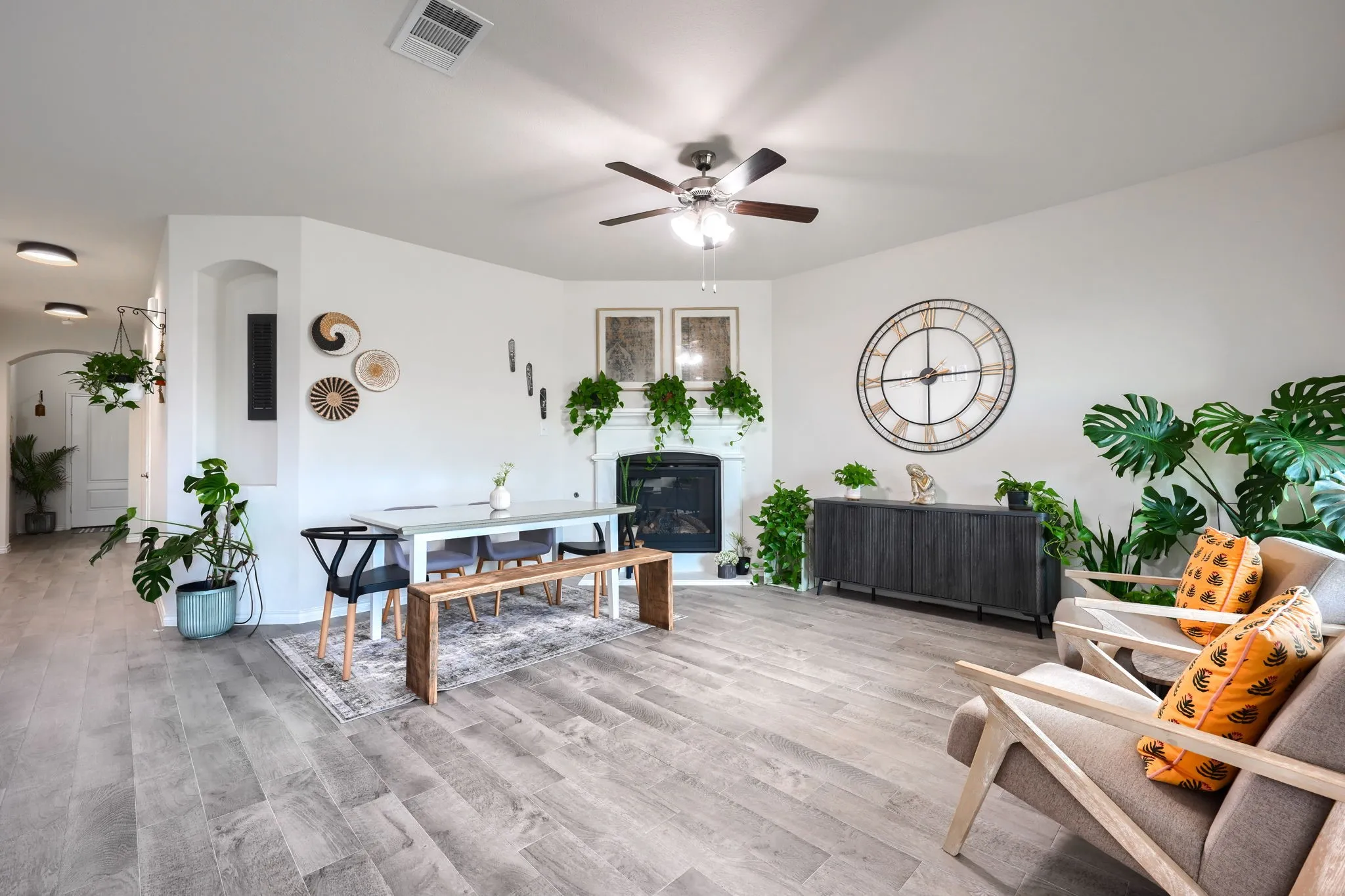 Single Family Residence For Rent in Denton County , 10922 Autry Ridge Lane, Aubrey, Texas 76227, 3 Bedroom, 2 Bathroom, 2 Garage spaces, 1,783 Sqft, built in 2022, mls#21395837, Real Estate Agent in Aubrey, Homes For Rent in Denton county, Homes For Rent in Aubrey, Realtor in Aubrey Texas, Real Estate Brokerage Independent Realty Texas, Luminita Cordes Realtor