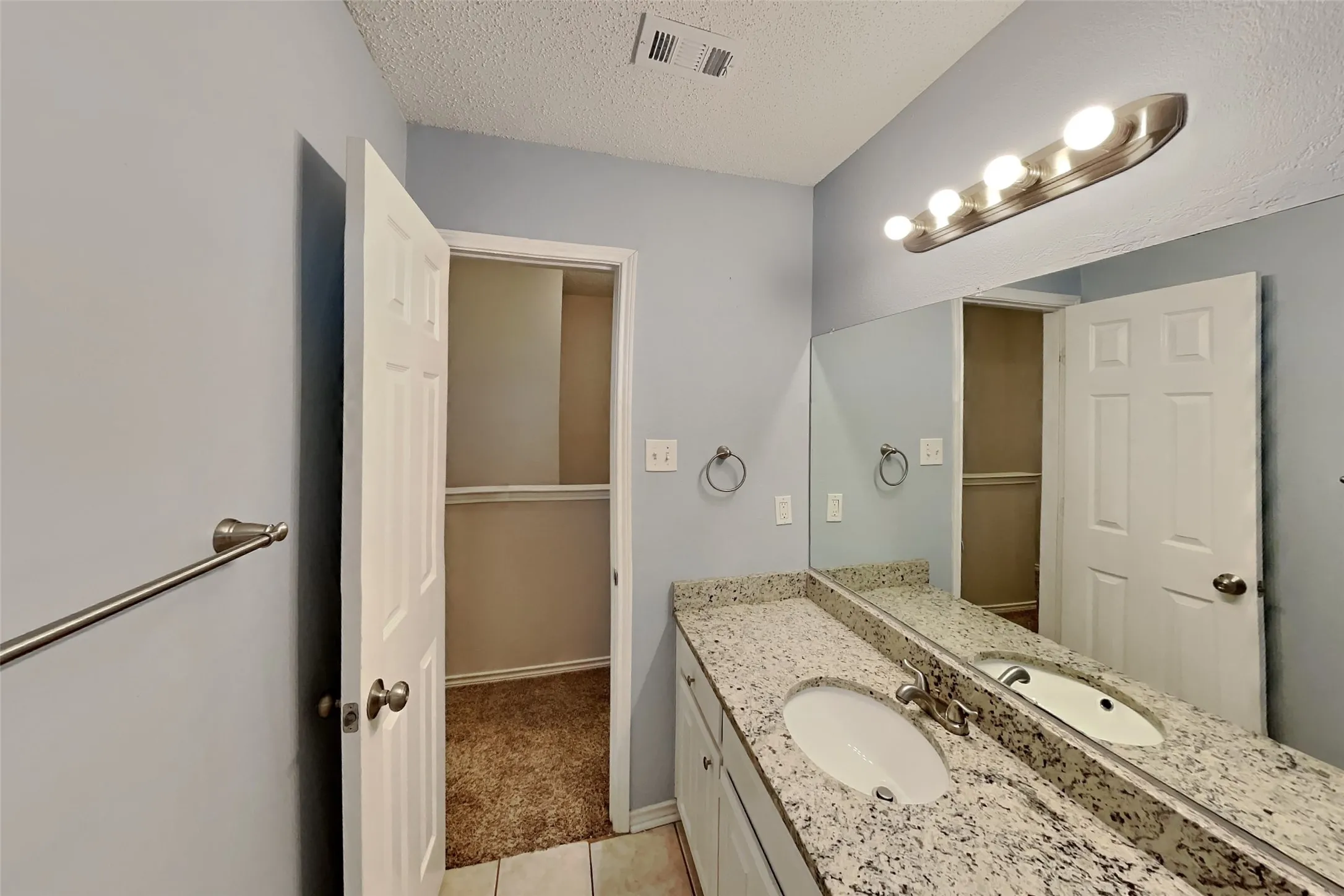 Single Family Residence For Rent in Collin County , 811 Rockefeller Lane, Allen, Texas 75002, 4 Bedroom, 3 Bathroom, 2 Garage spaces, 1,996 Sqft, built in 1994, mls#21395836, Real Estate Agent in Allen, Homes For Rent in Collin county, Homes For Rent in Allen, Realtor in Allen Texas, Real Estate Brokerage Independent Realty Texas, Luminita Cordes Realtor