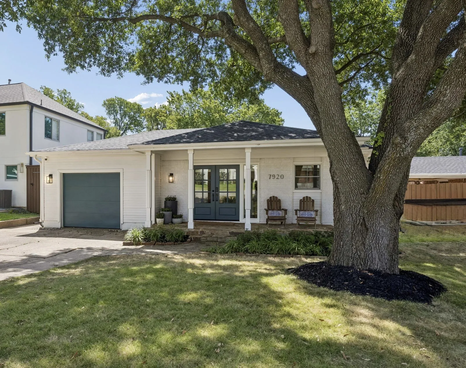 Single Family Residence For Sale in Dallas County , 7920 Goforth Road, Dallas, Texas 75238, 3 Bedroom, 3 Bathroom, 1 Garage spaces, 2,408 Sqft, built in 1981, mls#21395052, Real Estate Agent in Dallas, Homes For Sale in Dallas county, Homes For Sale in Dallas, Realtor in Dallas Texas, Real Estate Brokerage Independent Realty Texas, Luminita Cordes Realtor