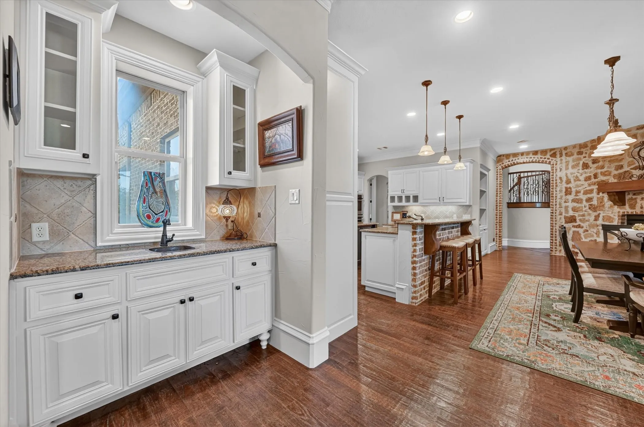 Single Family Residence For Sale in Denton County , 4141 High Road, Flower Mound, Texas 75022, 5 Bedroom, 6 Bathroom, 4 Garage spaces, 5,502 Sqft, built in 2005, mls#21392070, Real Estate Agent in Flower Mound, Homes For Sale in Denton county, Homes For Sale in Flower Mound, Realtor in Flower Mound Texas, Real Estate Brokerage Independent Realty Texas, Luminita Cordes Realtor
