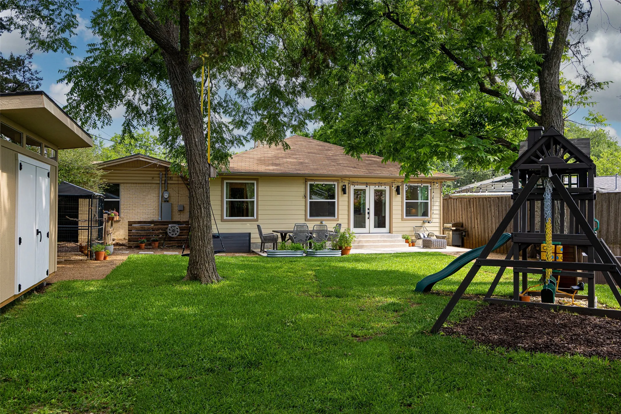sprawling backyard, just under a quarter acre.