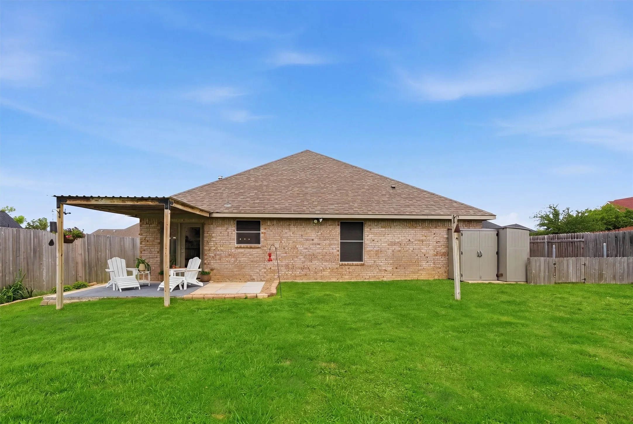 Single Family Residence For Sale in Grayson County , 5022 Mesquite Ridge Trail, Sherman, Texas 75092, 3 Bedroom, 2 Bathroom, 2 Garage spaces, 1,494 Sqft, built in 2016, mls#21395853, Real Estate Agent in Sherman, Homes For Sale in Grayson county, Homes For Sale in Sherman, Realtor in Sherman Texas, Real Estate Brokerage Independent Realty Texas, Luminita Cordes Realtor