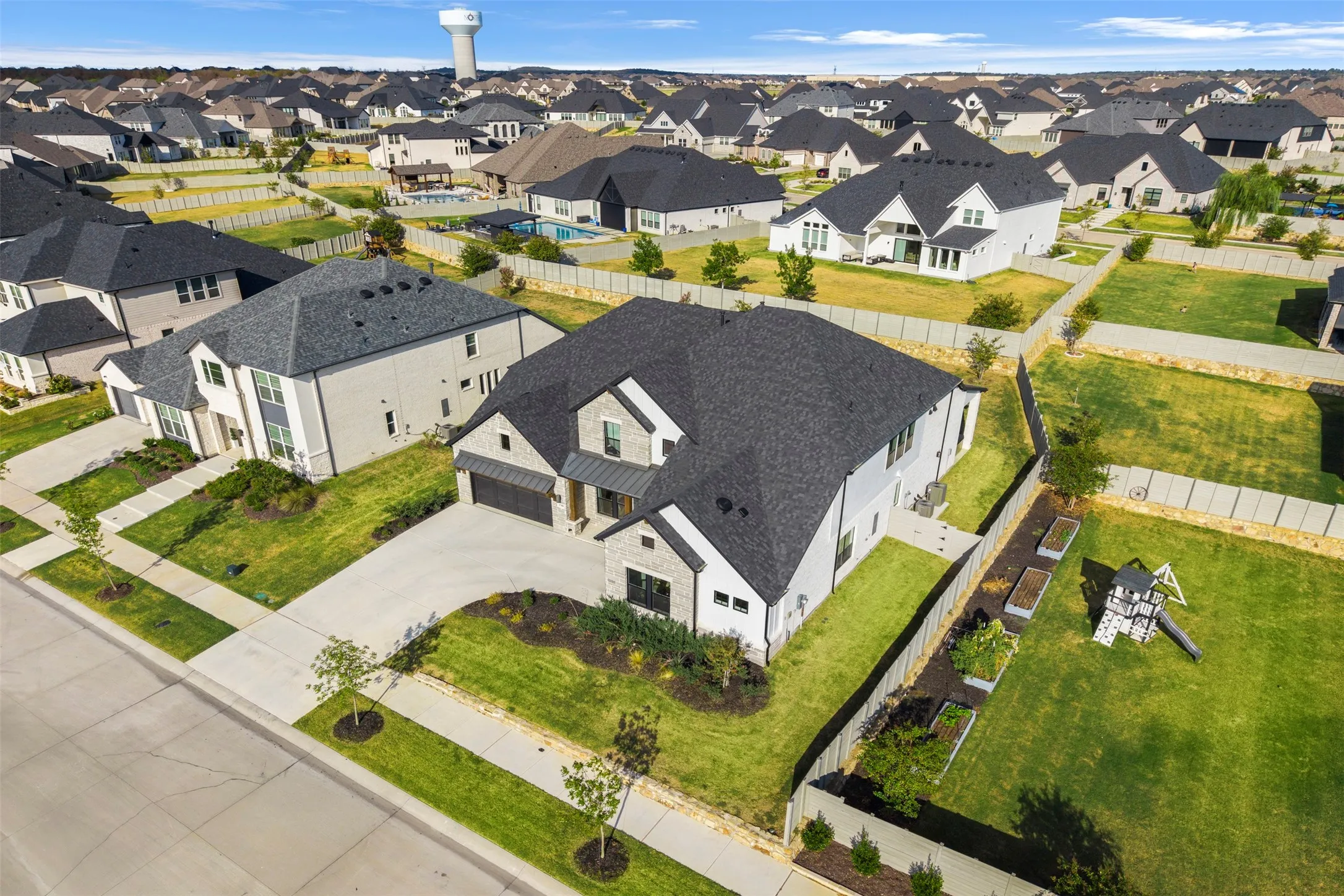 Single Family Residence For Sale in Denton County , 1708 Breezy Brook Lane, Argyle, Texas 76226, 5 Bedroom, 6 Bathroom, 3 Garage spaces, 4,759 Sqft, built in 2024, mls#21395643, Real Estate Agent in Argyle, Homes For Sale in Denton county, Homes For Sale in Argyle, Realtor in Argyle Texas, Real Estate Brokerage Independent Realty Texas, Luminita Cordes Realtor