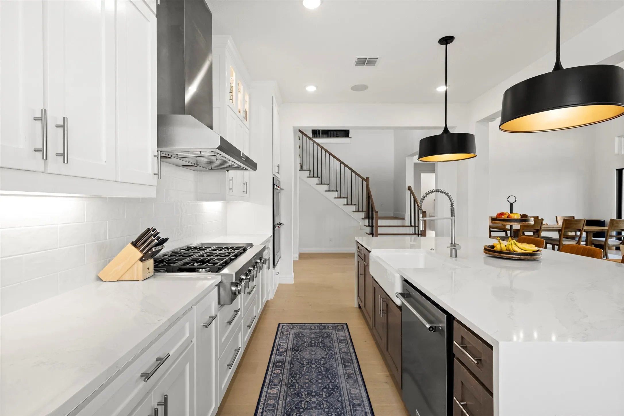Single Family Residence For Sale in Denton County , 1708 Breezy Brook Lane, Argyle, Texas 76226, 5 Bedroom, 6 Bathroom, 3 Garage spaces, 4,759 Sqft, built in 2024, mls#21395643, Real Estate Agent in Argyle, Homes For Sale in Denton county, Homes For Sale in Argyle, Realtor in Argyle Texas, Real Estate Brokerage Independent Realty Texas, Luminita Cordes Realtor