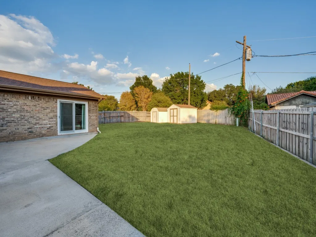 Single Family Residence For Sale in Tarrant County , 6316 Tosca Drive, Haltom City, Texas 76180, 3 Bedroom, 2 Bathroom, 2 Garage spaces, 2,025 Sqft, built in 1973, mls#21395123, Real Estate Agent in Haltom City, Homes For Sale in Tarrant county, Homes For Sale in Haltom City, Realtor in Haltom City Texas, Real Estate Brokerage Independent Realty Texas, Luminita Cordes Realtor