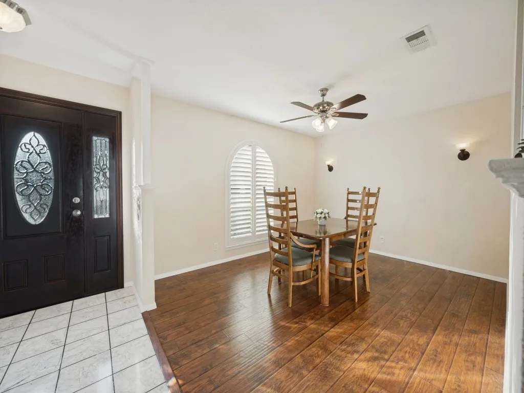 Single Family Residence For Sale in Tarrant County , 6316 Tosca Drive, Haltom City, Texas 76180, 3 Bedroom, 2 Bathroom, 2 Garage spaces, 2,025 Sqft, built in 1973, mls#21395123, Real Estate Agent in Haltom City, Homes For Sale in Tarrant county, Homes For Sale in Haltom City, Realtor in Haltom City Texas, Real Estate Brokerage Independent Realty Texas, Luminita Cordes Realtor