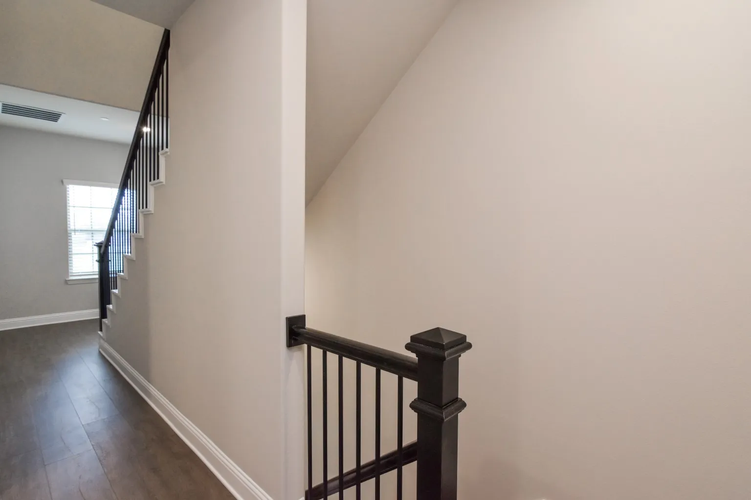 Townhouse For Rent in Collin County , 8039 Snowmass Drive, Frisco, Texas 75034, 3 Bedroom, 4 Bathroom, 2 Garage spaces, 1,932 Sqft, built in 2018, mls#21389049, Real Estate Agent in Frisco, Homes For Rent in Collin county, Homes For Rent in Frisco, Realtor in Frisco Texas, Real Estate Brokerage Independent Realty Texas, Luminita Cordes Realtor