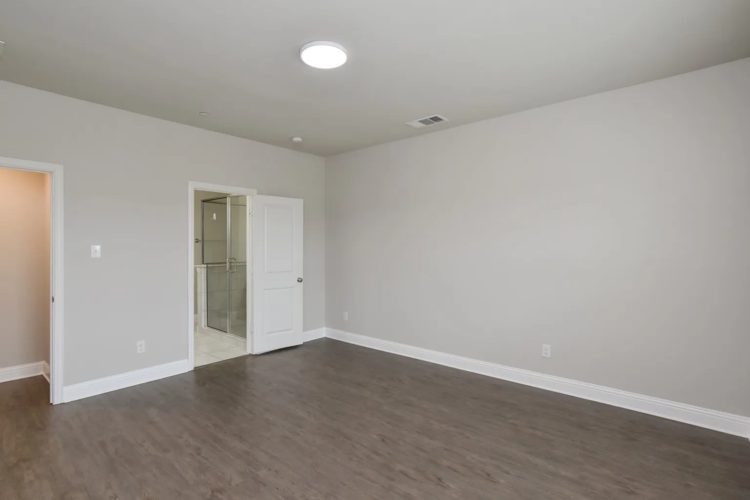 Townhouse For Rent in Collin County , 8039 Snowmass Drive, Frisco, Texas 75034, 3 Bedroom, 4 Bathroom, 2 Garage spaces, 1,932 Sqft, built in 2018, mls#21389049, Real Estate Agent in Frisco, Homes For Rent in Collin county, Homes For Rent in Frisco, Realtor in Frisco Texas, Real Estate Brokerage Independent Realty Texas, Luminita Cordes Realtor