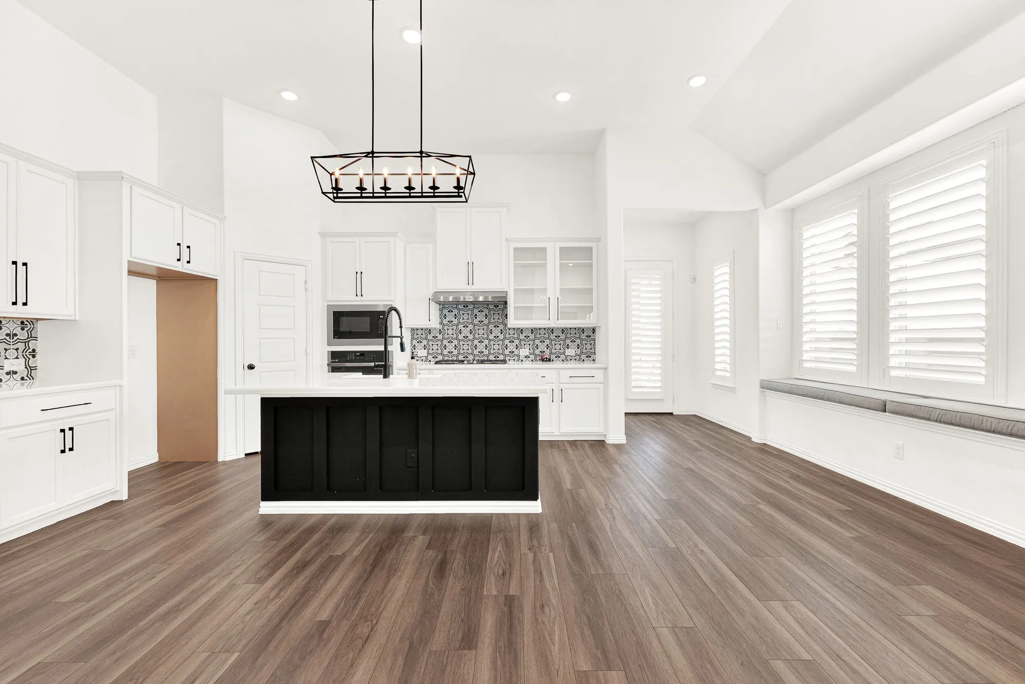 Single Family Residence For Rent in Collin County , 720 Skyview Court, Celina, Texas 75009, 3 Bedroom, 2 Bathroom, 2 Garage spaces, 1,739 Sqft, built in 2023, mls#21395793, Real Estate Agent in Celina, Homes For Rent in Collin county, Homes For Rent in Celina, Realtor in Celina Texas, Real Estate Brokerage Independent Realty Texas, Luminita Cordes Realtor