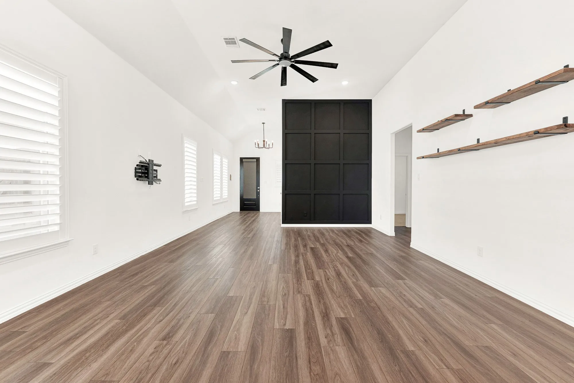 Single Family Residence For Rent in Collin County , 720 Skyview Court, Celina, Texas 75009, 3 Bedroom, 2 Bathroom, 2 Garage spaces, 1,739 Sqft, built in 2023, mls#21395793, Real Estate Agent in Celina, Homes For Rent in Collin county, Homes For Rent in Celina, Realtor in Celina Texas, Real Estate Brokerage Independent Realty Texas, Luminita Cordes Realtor