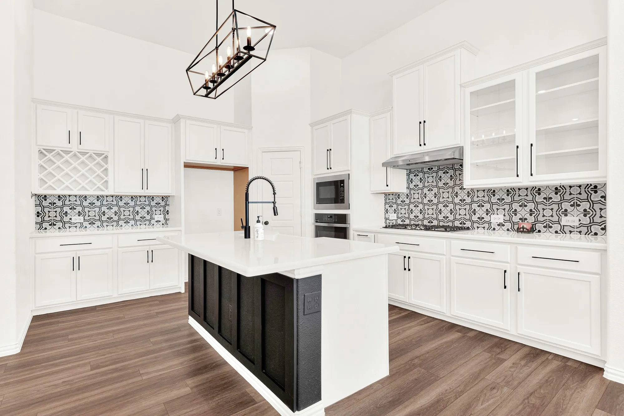 Single Family Residence For Rent in Collin County , 720 Skyview Court, Celina, Texas 75009, 3 Bedroom, 2 Bathroom, 2 Garage spaces, 1,739 Sqft, built in 2023, mls#21395793, Real Estate Agent in Celina, Homes For Rent in Collin county, Homes For Rent in Celina, Realtor in Celina Texas, Real Estate Brokerage Independent Realty Texas, Luminita Cordes Realtor