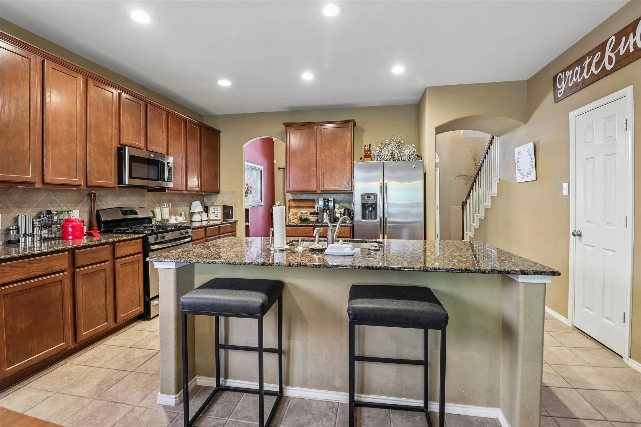 Single Family Residence For Sale in Tarrant County , 4321 Summer Star Lane, Fort Worth, Texas 76244, 5 Bedroom, 3 Bathroom, 2 Garage spaces, 3,193 Sqft, built in 2010, mls#21392149, Real Estate Agent in Fort Worth, Homes For Sale in Tarrant county, Homes For Sale in Fort Worth, Realtor in Fort Worth Texas, Real Estate Brokerage Independent Realty Texas, Luminita Cordes Realtor