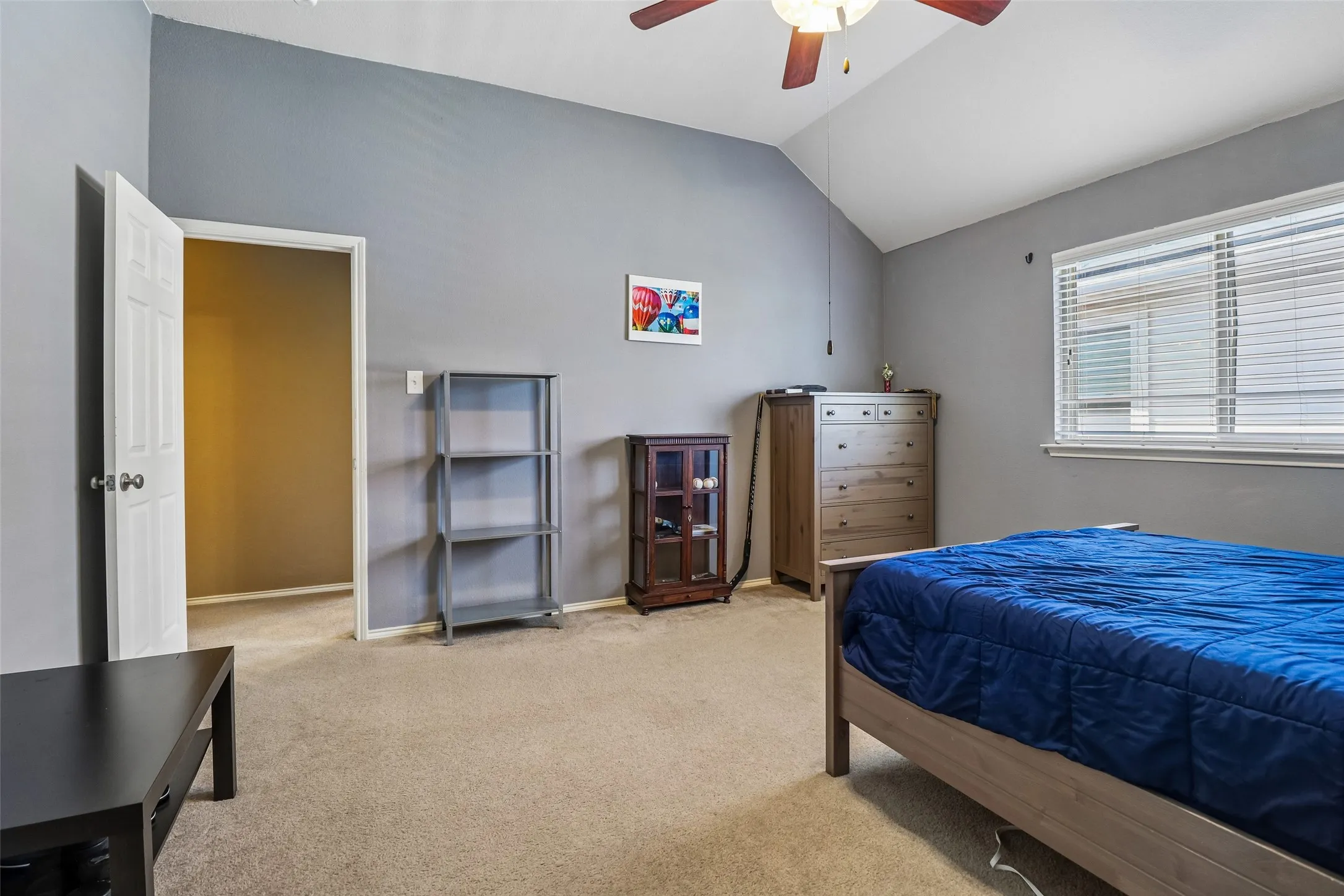 Single Family Residence For Sale in Tarrant County , 4321 Summer Star Lane, Fort Worth, Texas 76244, 5 Bedroom, 3 Bathroom, 2 Garage spaces, 3,193 Sqft, built in 2010, mls#21392149, Real Estate Agent in Fort Worth, Homes For Sale in Tarrant county, Homes For Sale in Fort Worth, Realtor in Fort Worth Texas, Real Estate Brokerage Independent Realty Texas, Luminita Cordes Realtor