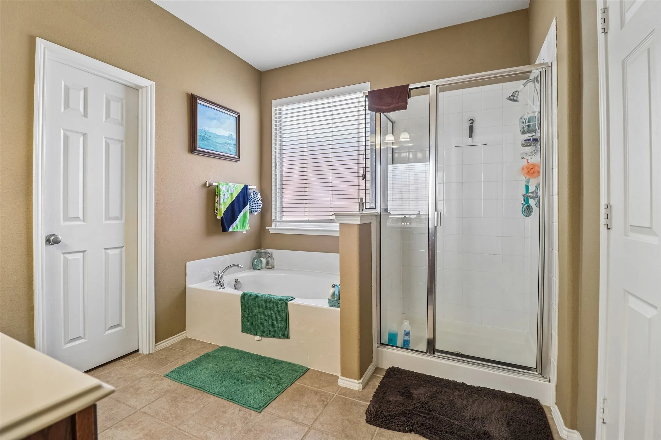 Single Family Residence For Sale in Tarrant County , 4321 Summer Star Lane, Fort Worth, Texas 76244, 5 Bedroom, 3 Bathroom, 2 Garage spaces, 3,193 Sqft, built in 2010, mls#21392149, Real Estate Agent in Fort Worth, Homes For Sale in Tarrant county, Homes For Sale in Fort Worth, Realtor in Fort Worth Texas, Real Estate Brokerage Independent Realty Texas, Luminita Cordes Realtor