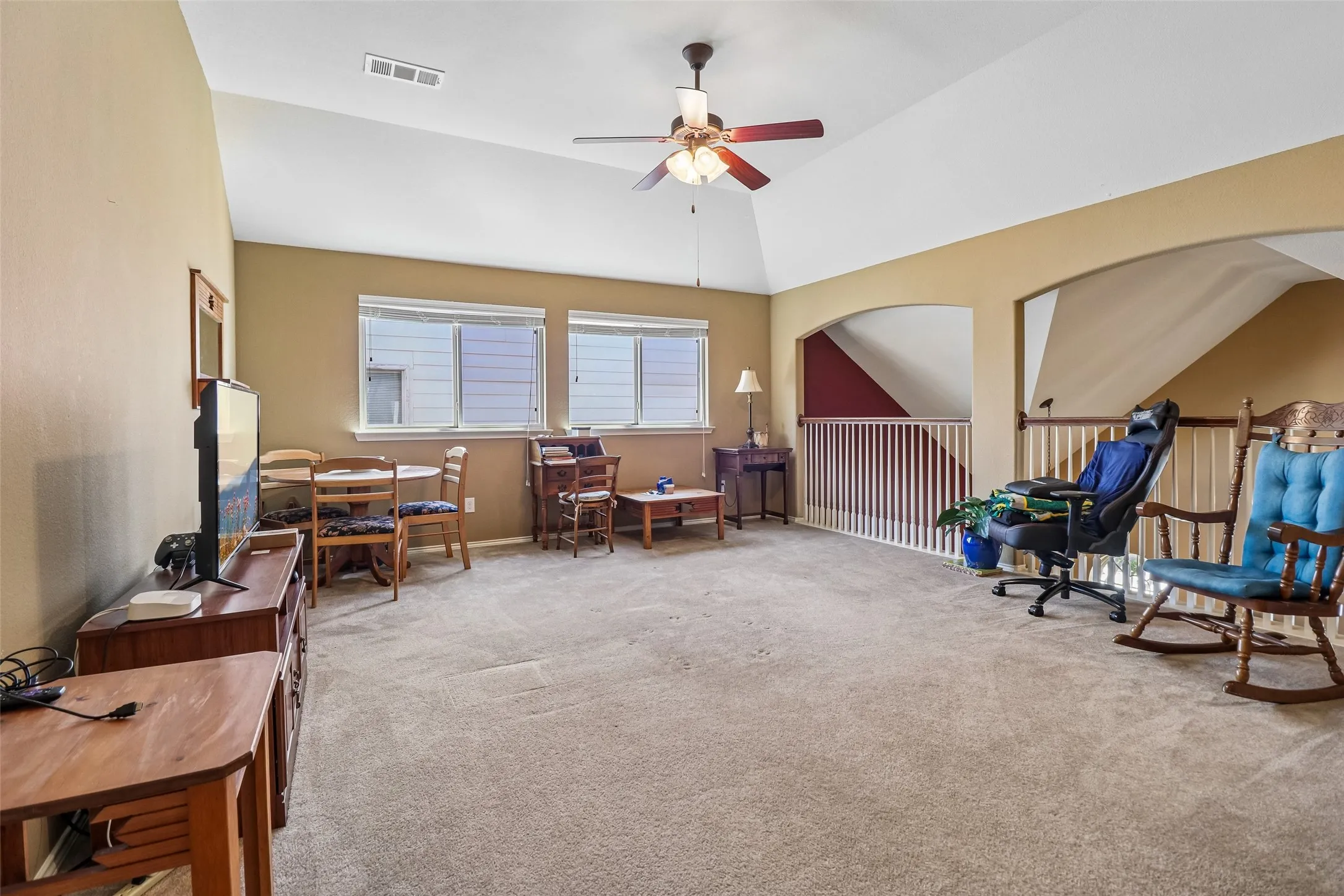 Single Family Residence For Sale in Tarrant County , 4321 Summer Star Lane, Fort Worth, Texas 76244, 5 Bedroom, 3 Bathroom, 2 Garage spaces, 3,193 Sqft, built in 2010, mls#21392149, Real Estate Agent in Fort Worth, Homes For Sale in Tarrant county, Homes For Sale in Fort Worth, Realtor in Fort Worth Texas, Real Estate Brokerage Independent Realty Texas, Luminita Cordes Realtor