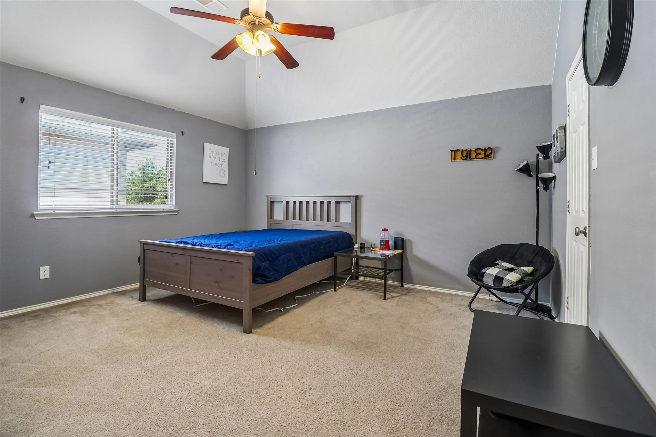 Single Family Residence For Sale in Tarrant County , 4321 Summer Star Lane, Fort Worth, Texas 76244, 5 Bedroom, 3 Bathroom, 2 Garage spaces, 3,193 Sqft, built in 2010, mls#21392149, Real Estate Agent in Fort Worth, Homes For Sale in Tarrant county, Homes For Sale in Fort Worth, Realtor in Fort Worth Texas, Real Estate Brokerage Independent Realty Texas, Luminita Cordes Realtor