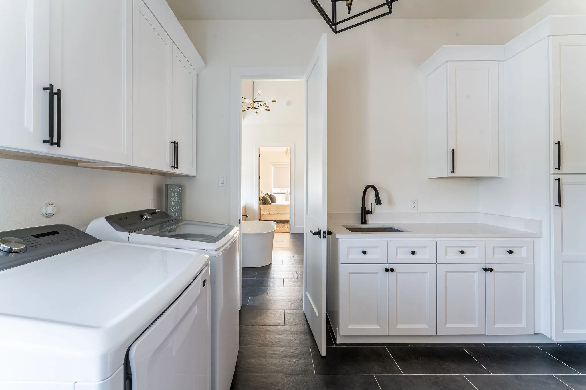Single Family Residence For Sale in Denton County , 760 Hummingbird Lane, Justin, Texas 76247, 4 Bedroom, 5 Bathroom, 3 Garage spaces, 3,828 Sqft, built in 2024, mls#21395815, Real Estate Agent in Justin, Homes For Sale in Denton county, Homes For Sale in Justin, Realtor in Justin Texas, Real Estate Brokerage Independent Realty Texas, Luminita Cordes Realtor