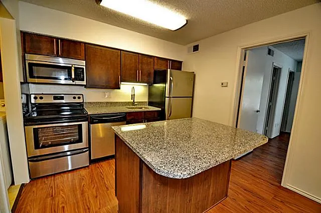 Apartment For Rent in Dallas County , 6910 Skillman Street 1013, Dallas, Texas 75231, 1 Bedroom, 1 Bathroom, Garage spaces, 678 Sqft, built in 1983, mls#21395869, Real Estate Agent in Dallas, Homes For Rent in Dallas county, Homes For Rent in Dallas, Realtor in Dallas Texas, Real Estate Brokerage Independent Realty Texas, Luminita Cordes Realtor