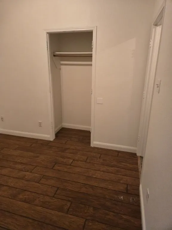 Single Family Residence For Sale in Tarrant County , 850 Valley View Court, Burleson, Texas 76028, 3 Bedroom, 2 Bathroom, 2 Garage spaces, 1,404 Sqft, built in 1998, mls#21392354, Real Estate Agent in Burleson, Homes For Sale in Tarrant county, Homes For Sale in Burleson, Realtor in Burleson Texas, Real Estate Brokerage Independent Realty Texas, Luminita Cordes Realtor