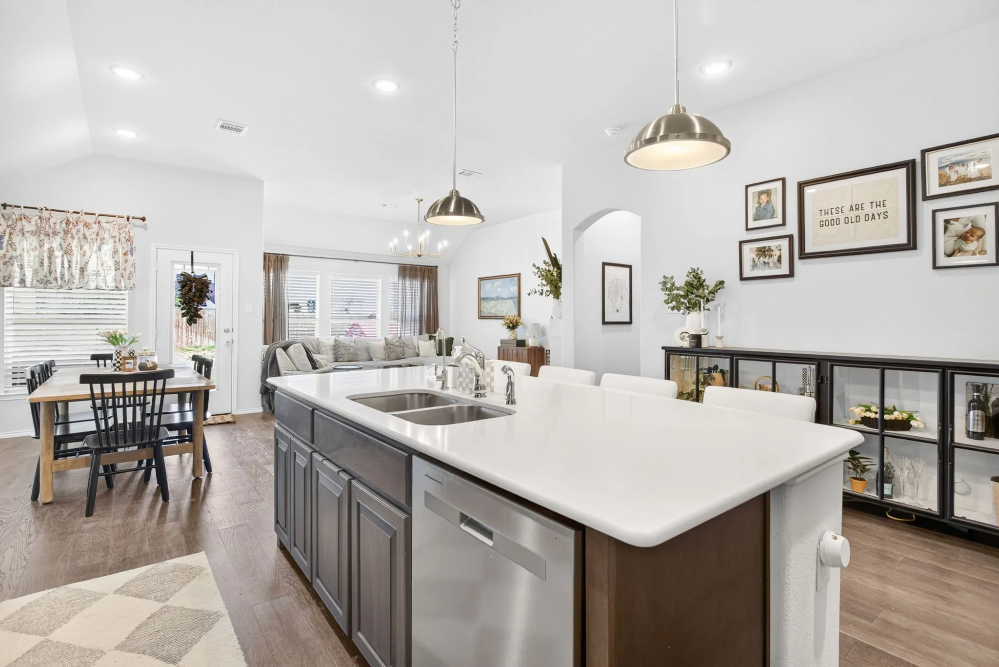 Single Family Residence For Sale in Tarrant County , 4404 Mill Falls Drive, Fort Worth, Texas 76036, 4 Bedroom, 2 Bathroom, 2 Garage spaces, 1,929 Sqft, built in 2023, mls#21395624, Real Estate Agent in Fort Worth, Homes For Sale in Tarrant county, Homes For Sale in Fort Worth, Realtor in Fort Worth Texas, Real Estate Brokerage Independent Realty Texas, Luminita Cordes Realtor