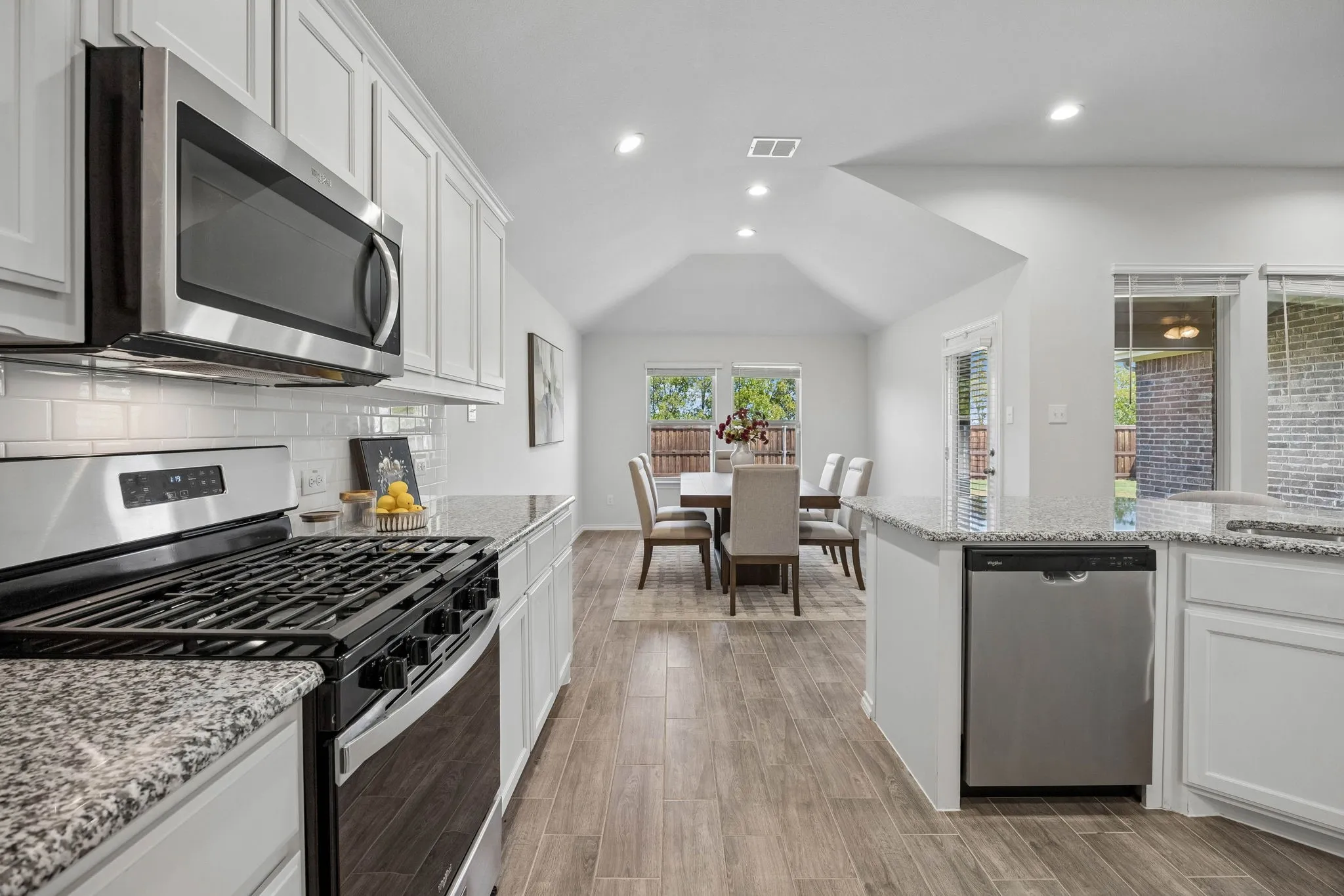 Single Family Residence For Sale in Rockwall County , 3019 Duck Heights Avenue, Royse City, Texas 75189, 3 Bedroom, 2 Bathroom, 2 Garage spaces, 2,276 Sqft, built in 2023, mls#21394740, Real Estate Agent in Royse City, Homes For Sale in Rockwall county, Homes For Sale in Royse City, Realtor in Royse City Texas, Real Estate Brokerage Independent Realty Texas, Luminita Cordes Realtor