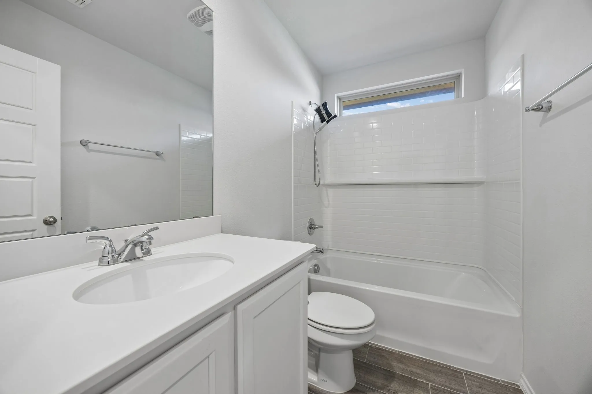 Single Family Residence For Sale in Rockwall County , 3019 Duck Heights Avenue, Royse City, Texas 75189, 3 Bedroom, 2 Bathroom, 2 Garage spaces, 2,276 Sqft, built in 2023, mls#21394740, Real Estate Agent in Royse City, Homes For Sale in Rockwall county, Homes For Sale in Royse City, Realtor in Royse City Texas, Real Estate Brokerage Independent Realty Texas, Luminita Cordes Realtor